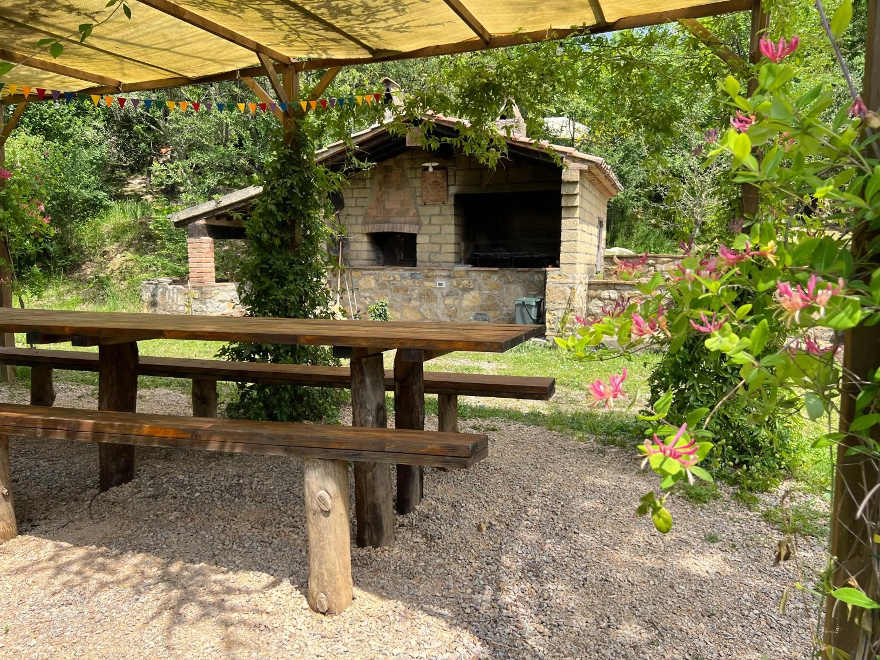 oven in Villa Cresci con piscina Tuscan villa with pool near Sassetta thermal baths & Bolgheri Wine Route