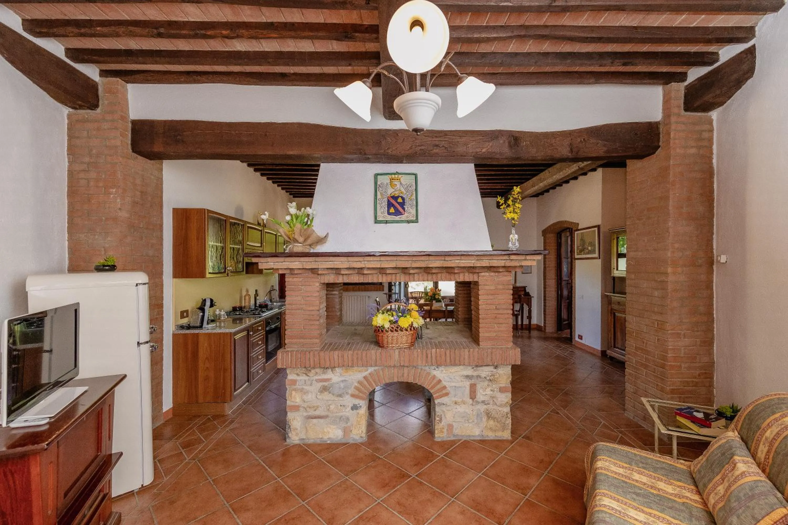 Living room in Villa Cresci con piscina Tuscan villa with pool near Sassetta thermal baths & Bolgheri Wine Route