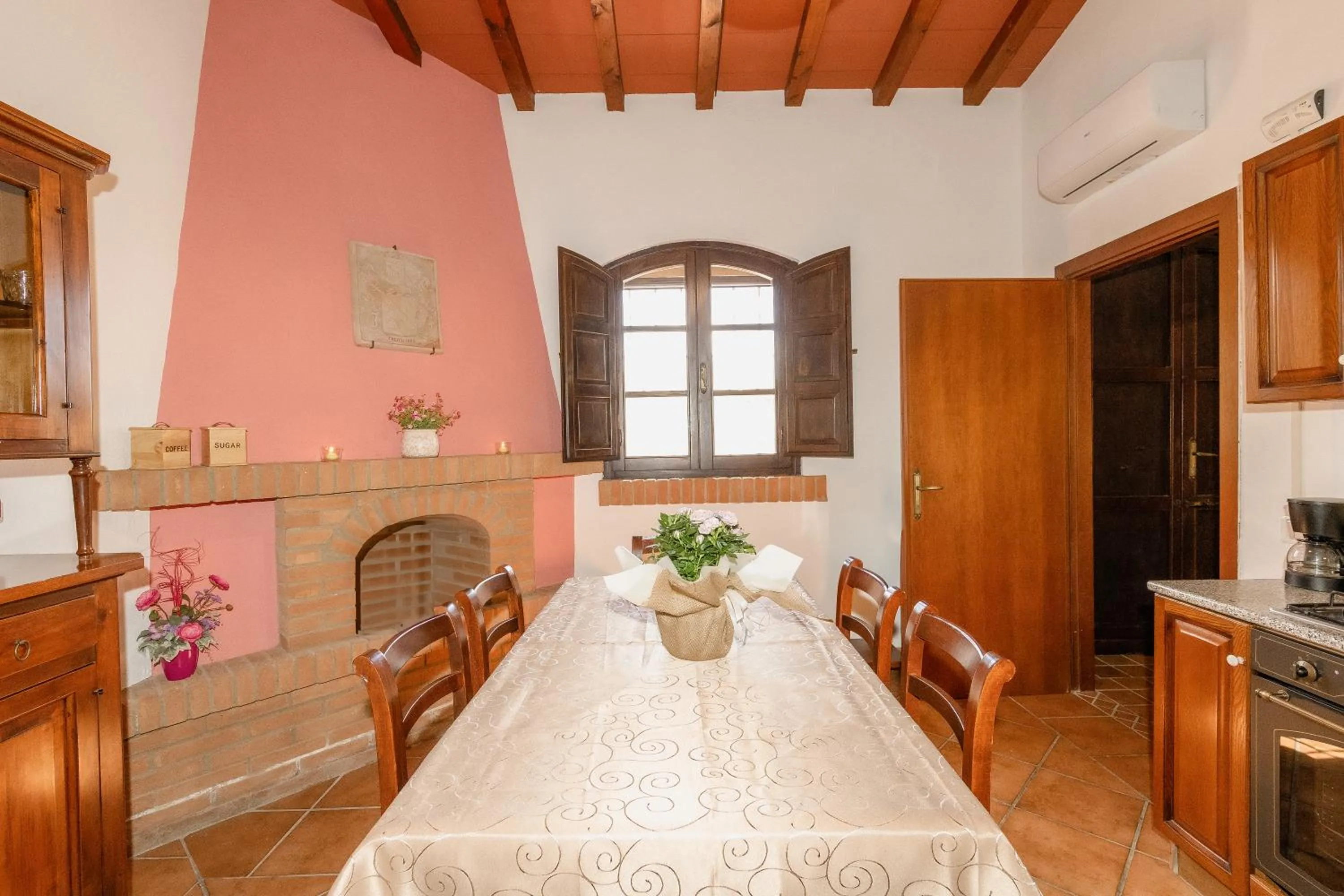 kitchen in Villa Cresci con piscina Tuscan villa with pool near Sassetta thermal baths & Bolgheri Wine Route