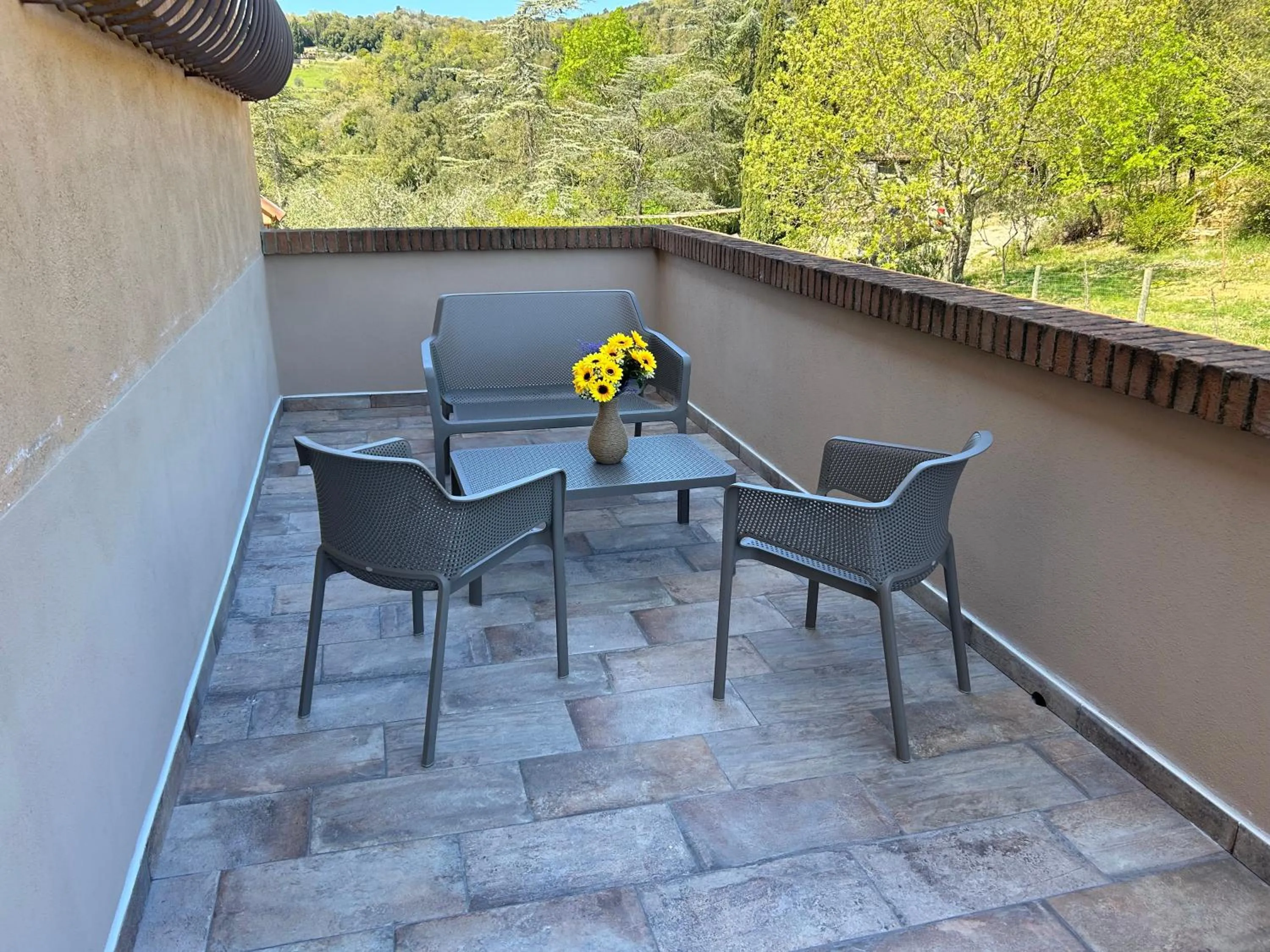 Balcony/Terrace in Villa Cresci con piscina Tuscan villa with pool near Sassetta thermal baths & Bolgheri Wine Route