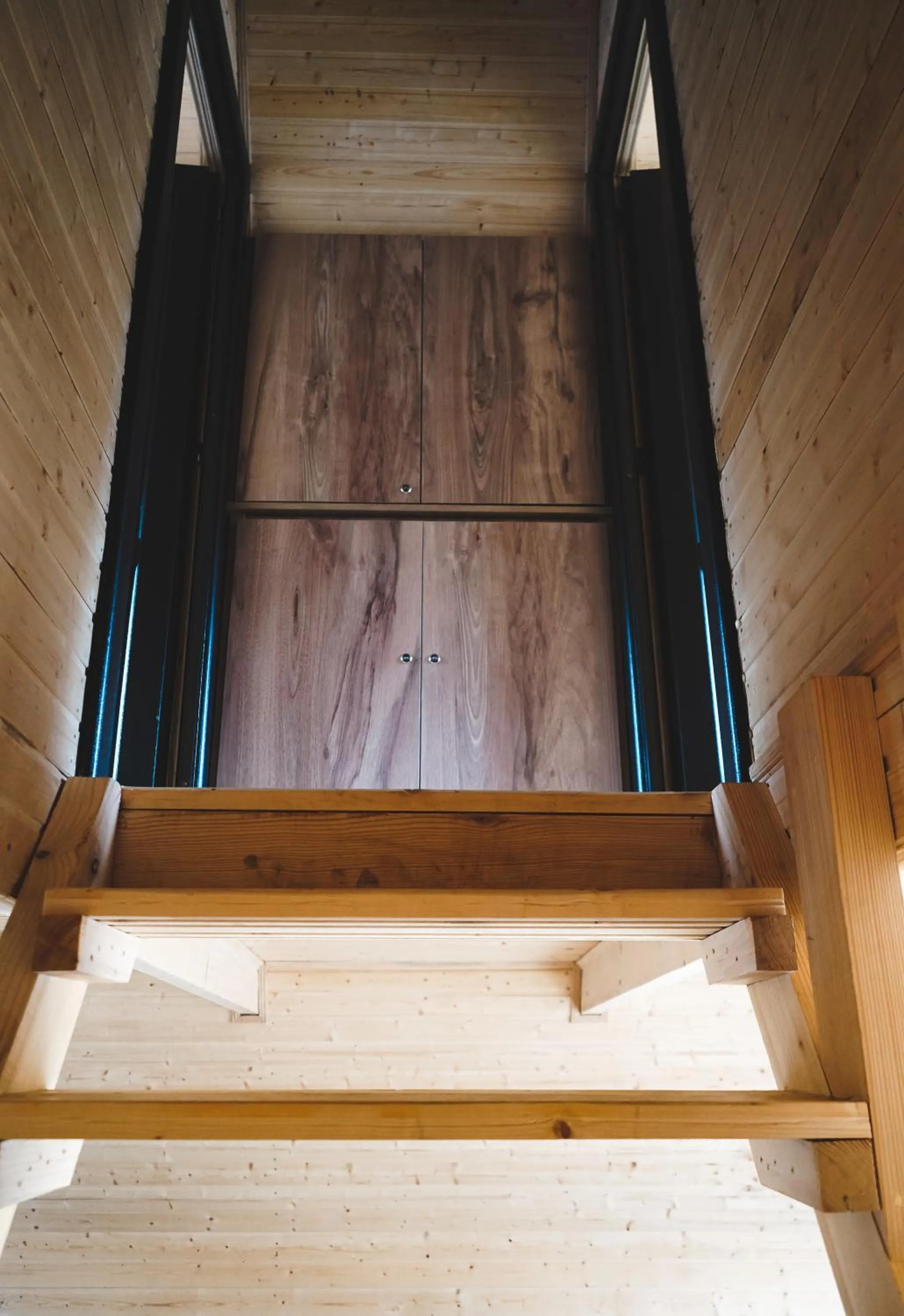 wardrobe in Cottages LIZA