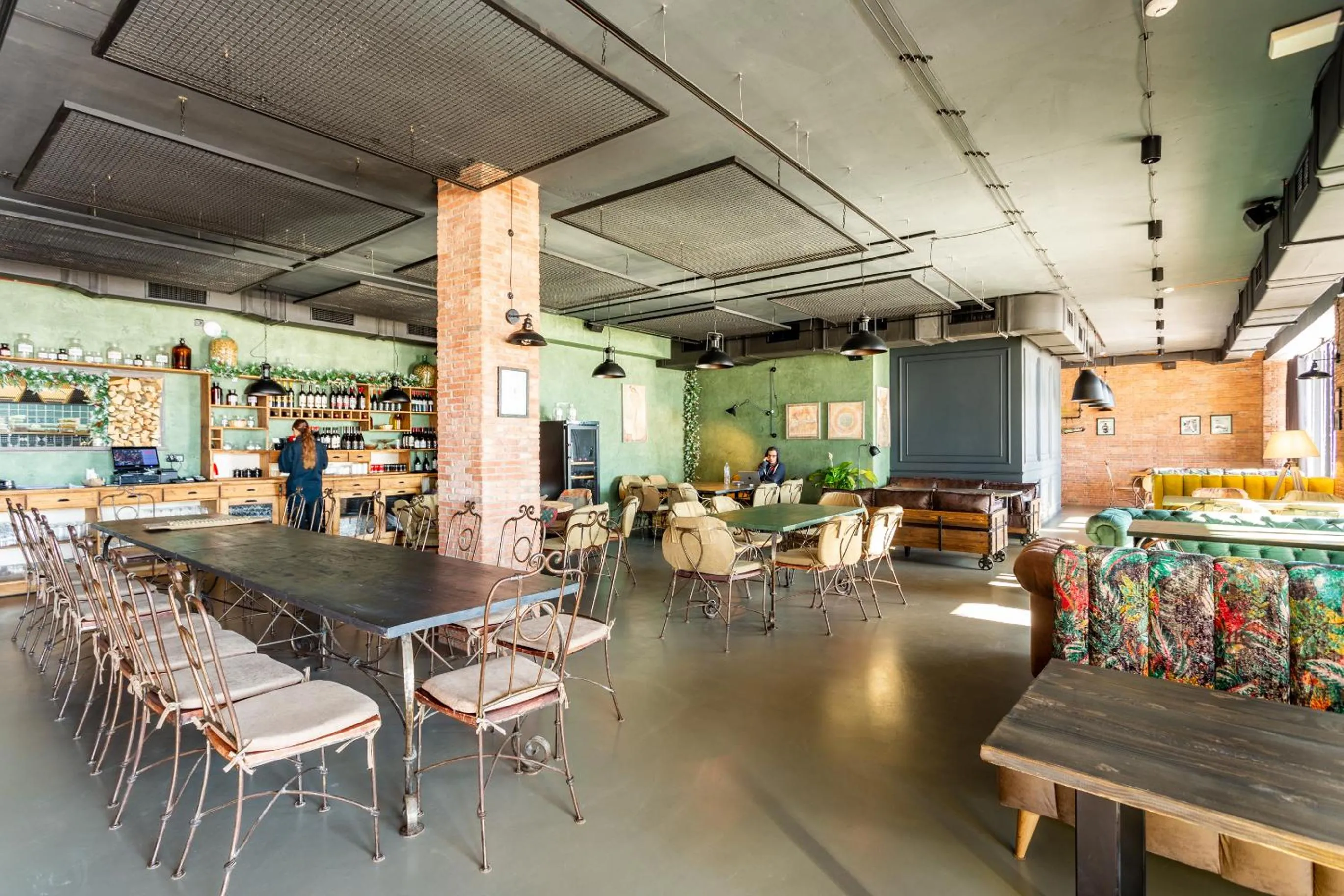 Restaurant/places to eat in Skio