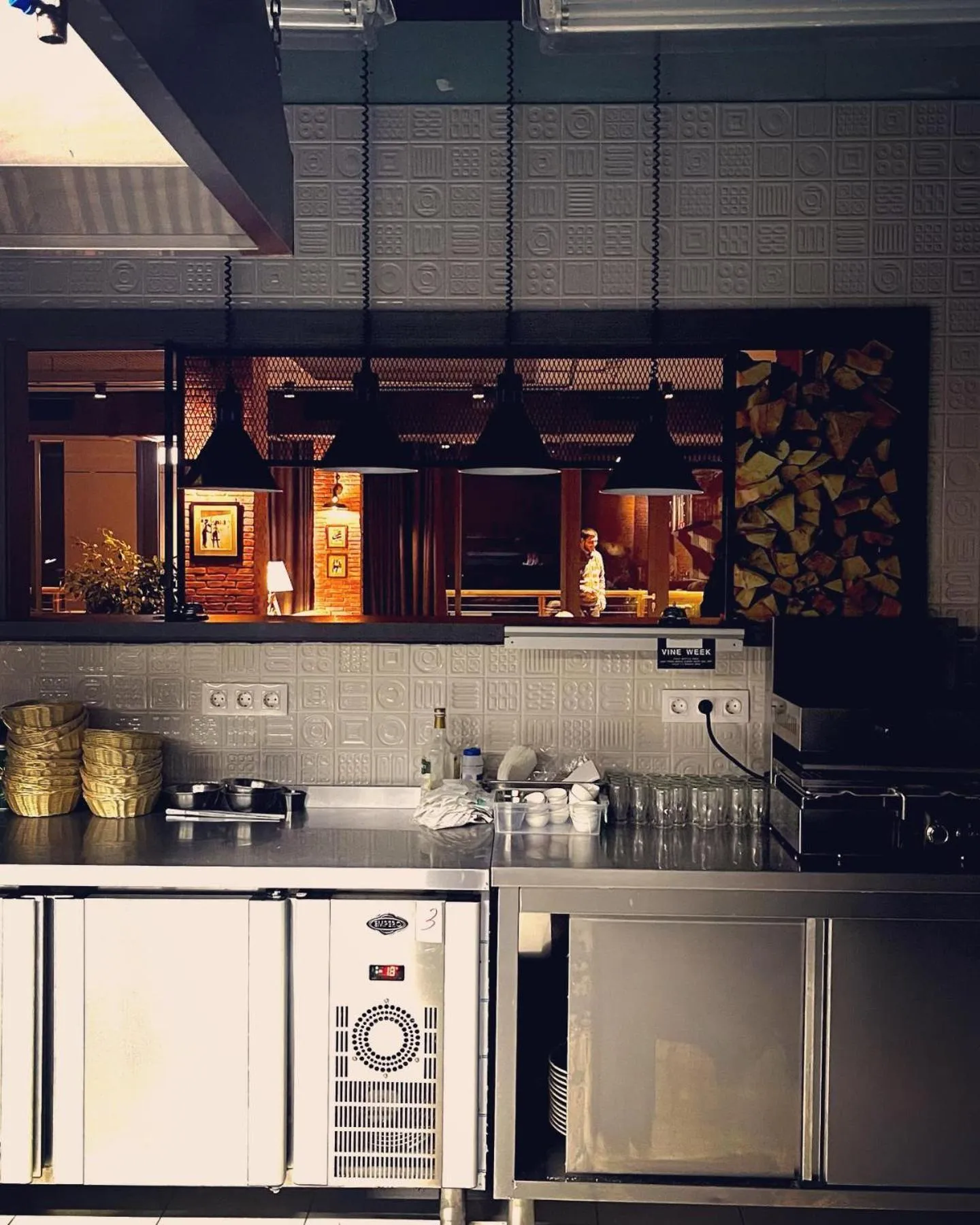 Restaurant/places to eat in Skio