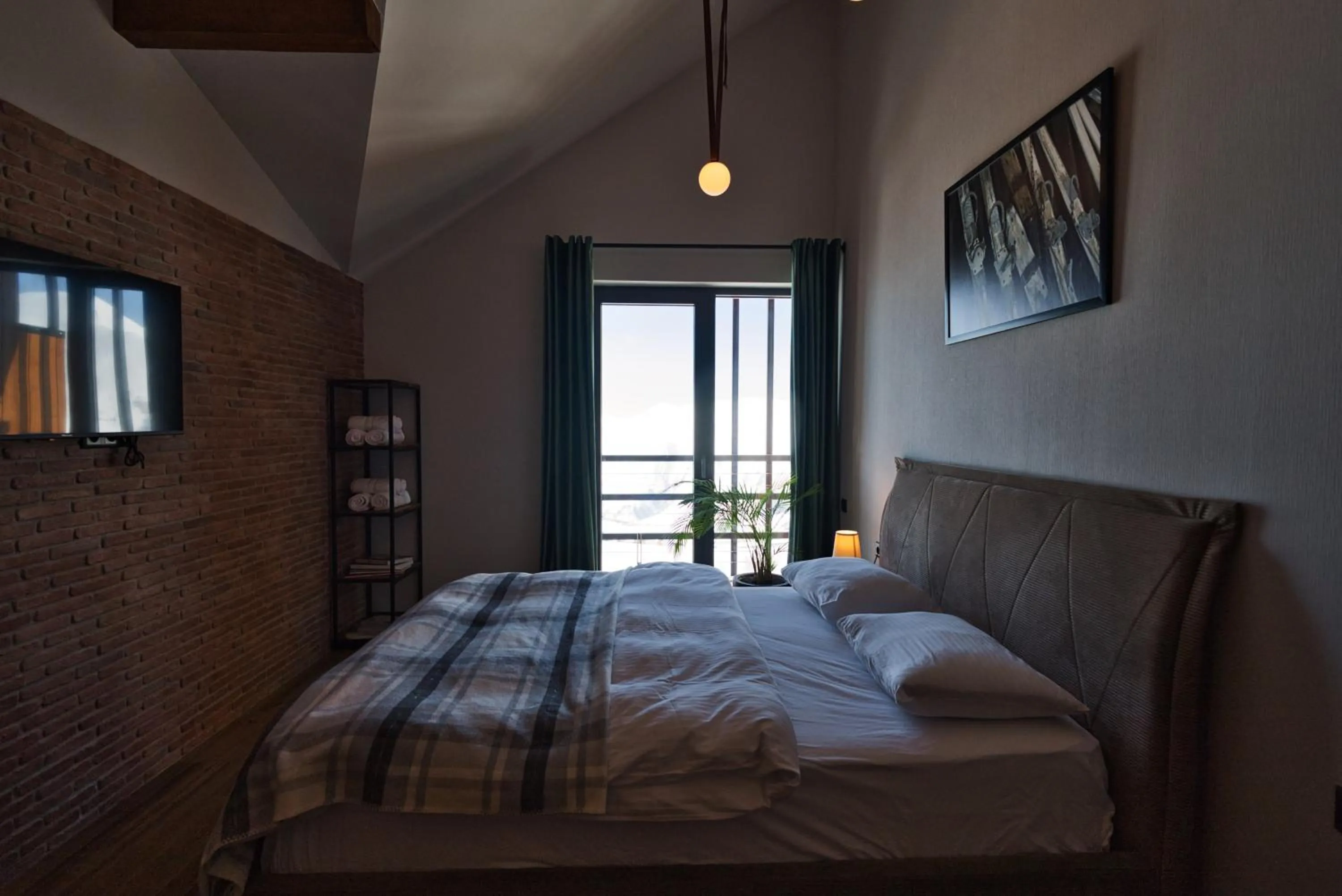 Bedroom, Bed in Skio