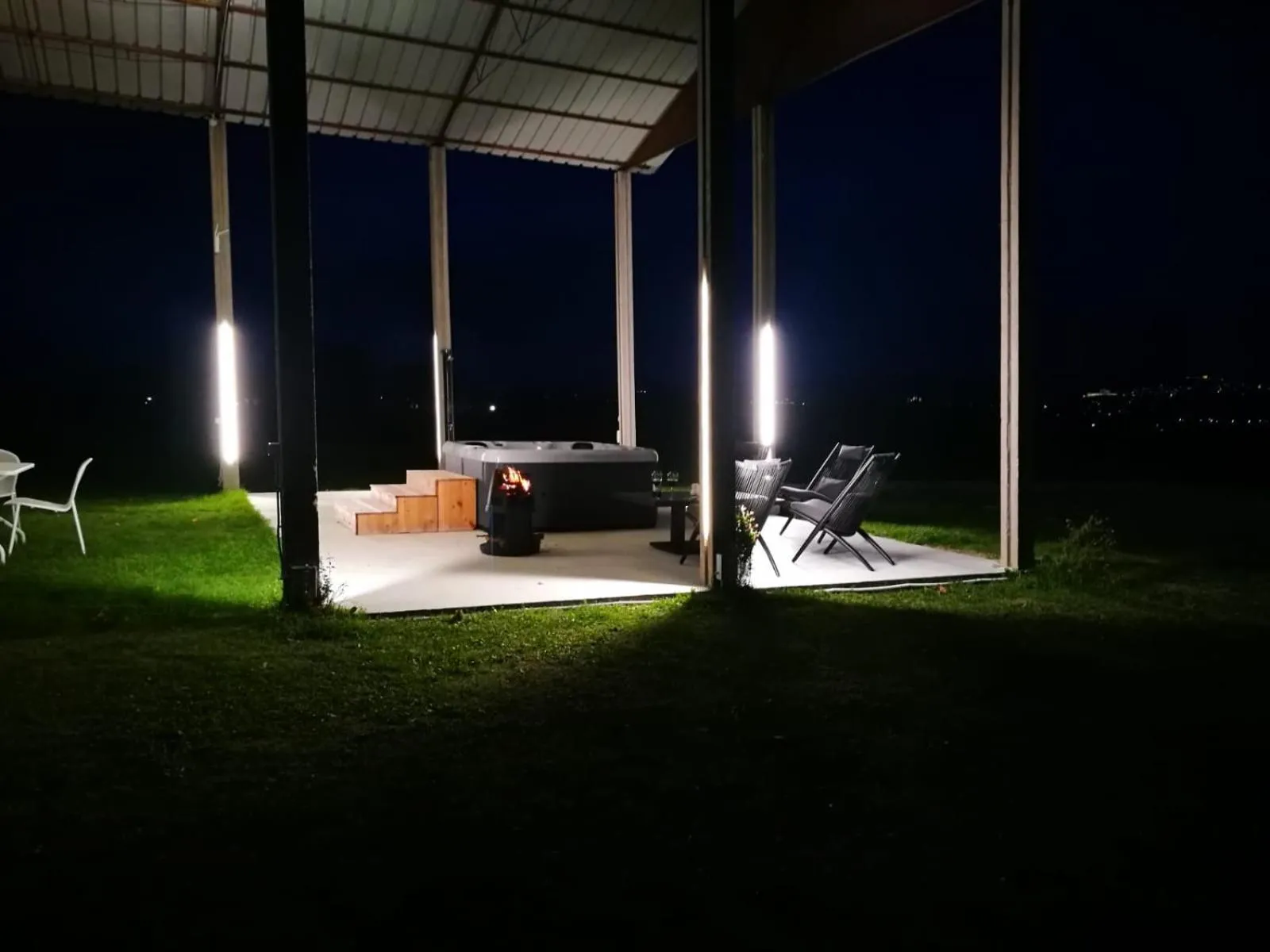 Open Air Bath in SeiPetali