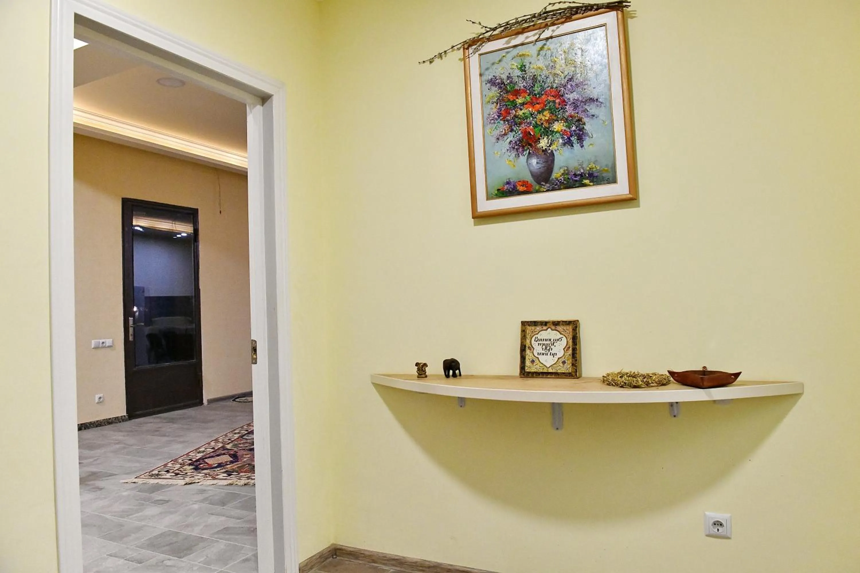 Area and facilities in woolway studios