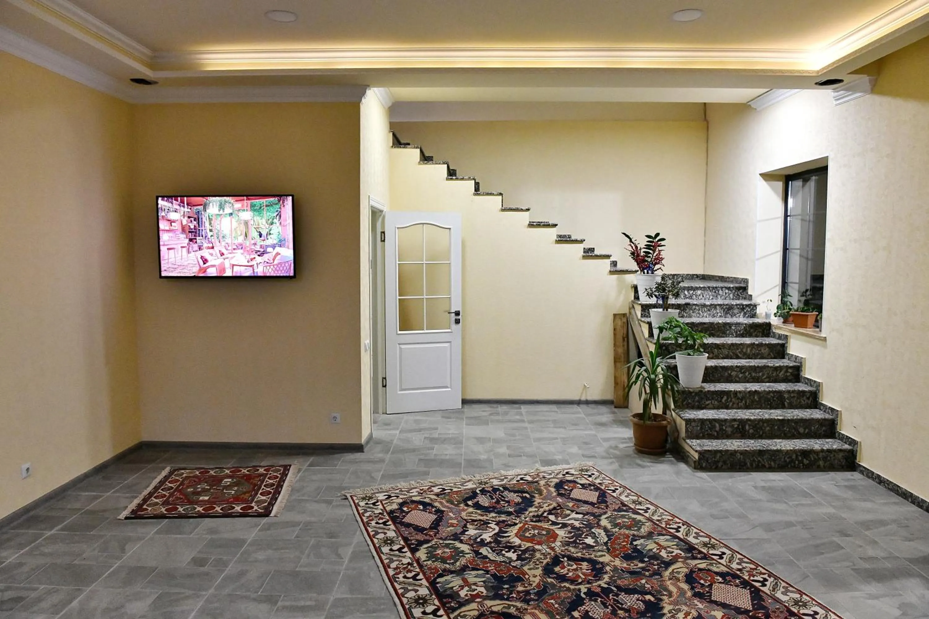 Area and facilities in woolway studios