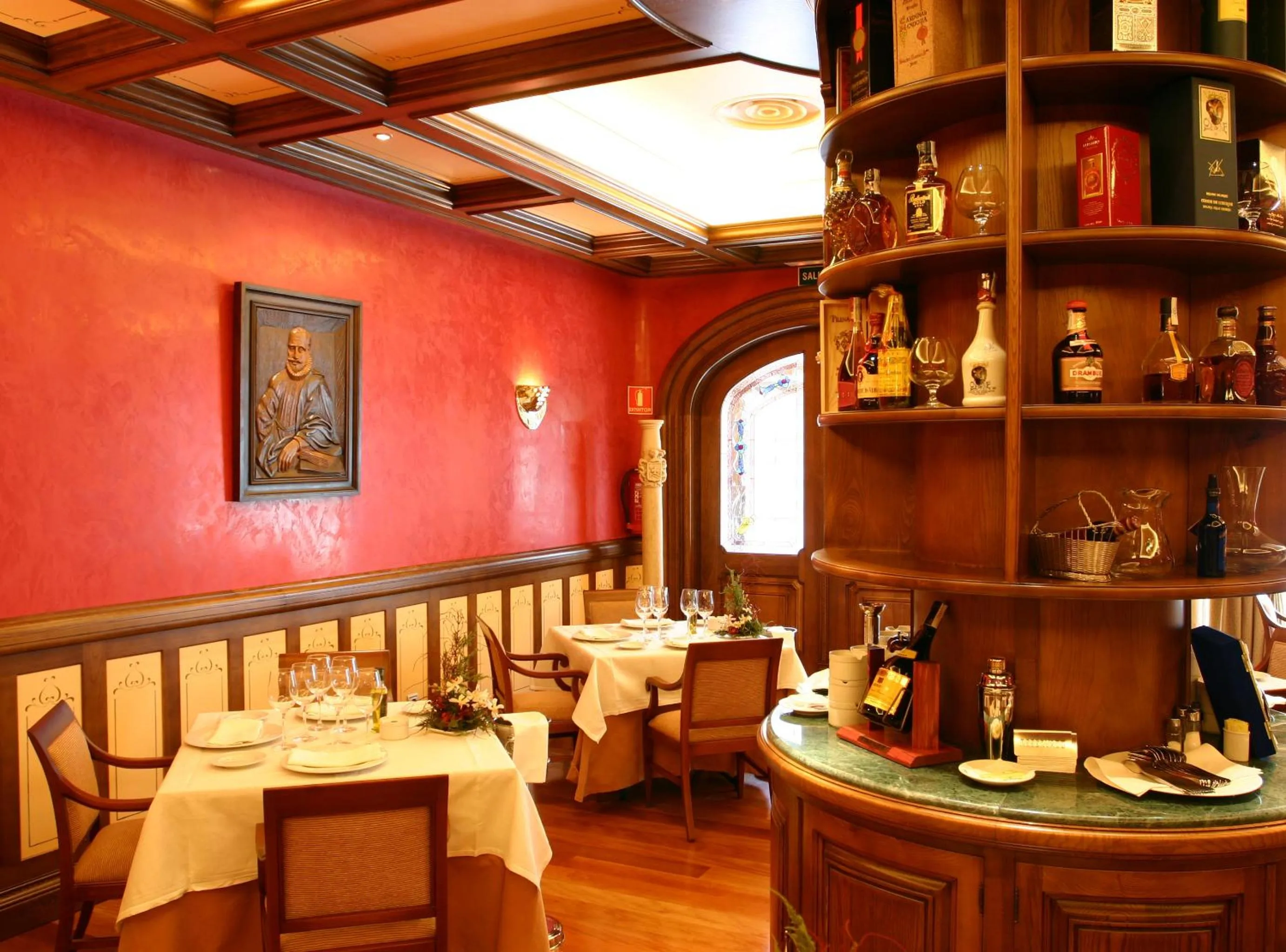 Restaurant/places to eat in Sercotel Guadiana