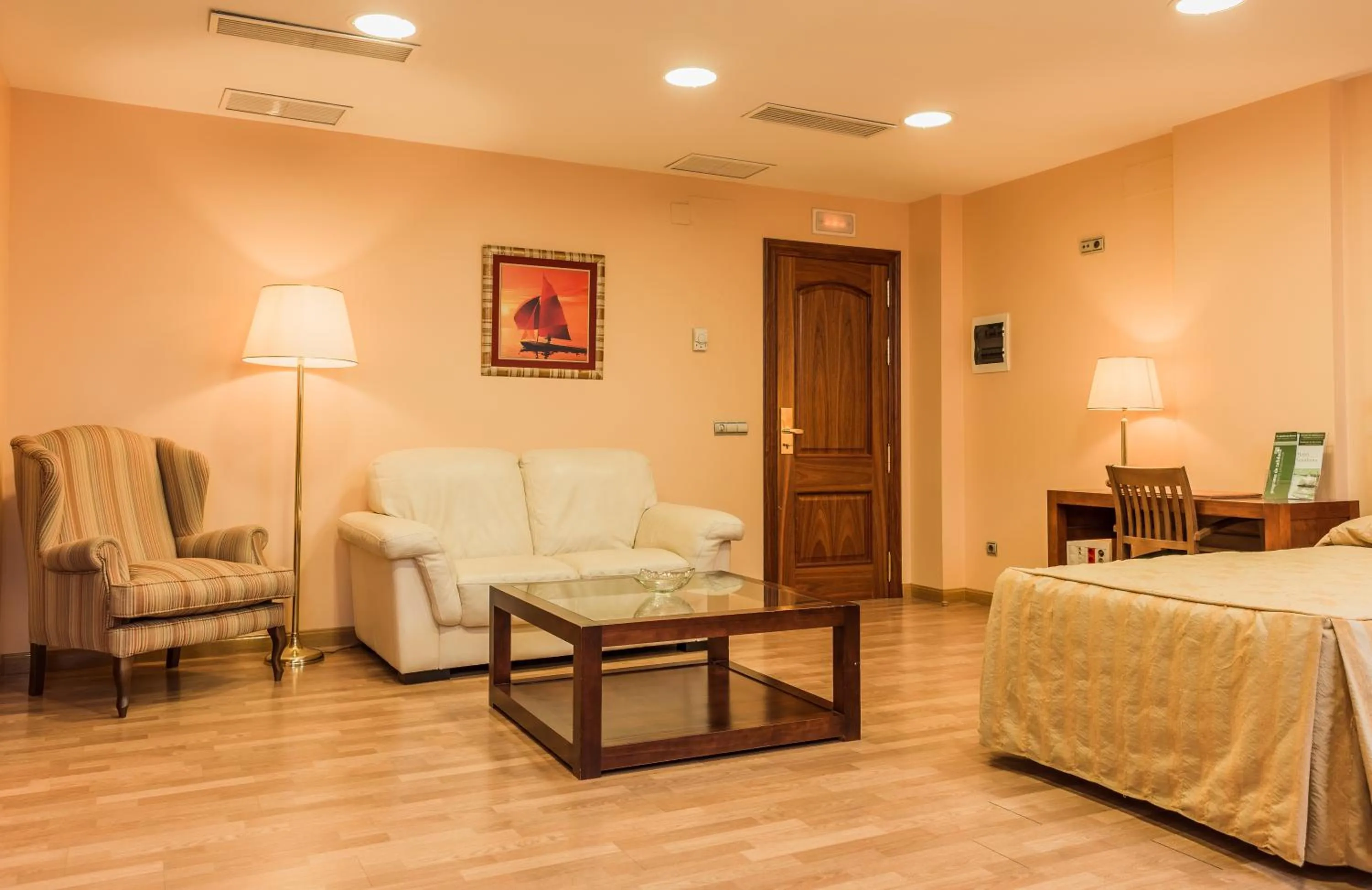 Bedroom, Bed in Sercotel Guadiana