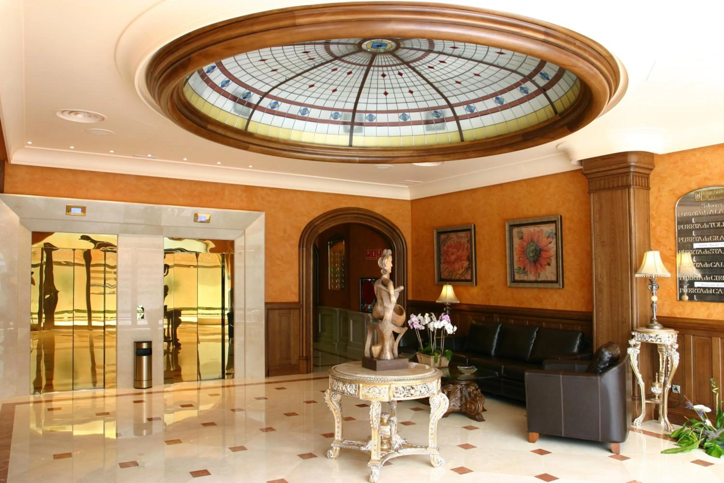 Lobby or reception in Sercotel Guadiana