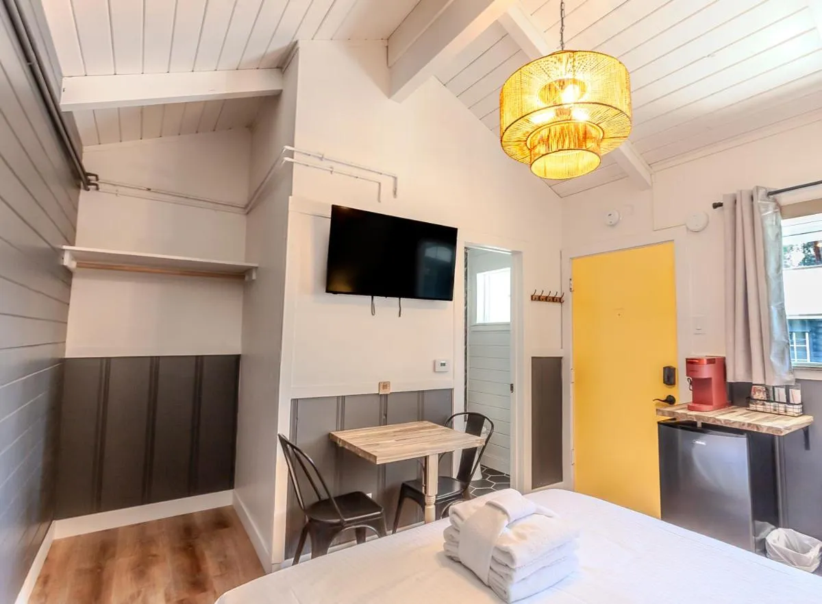 Bed in Tahoe Mountain Inn