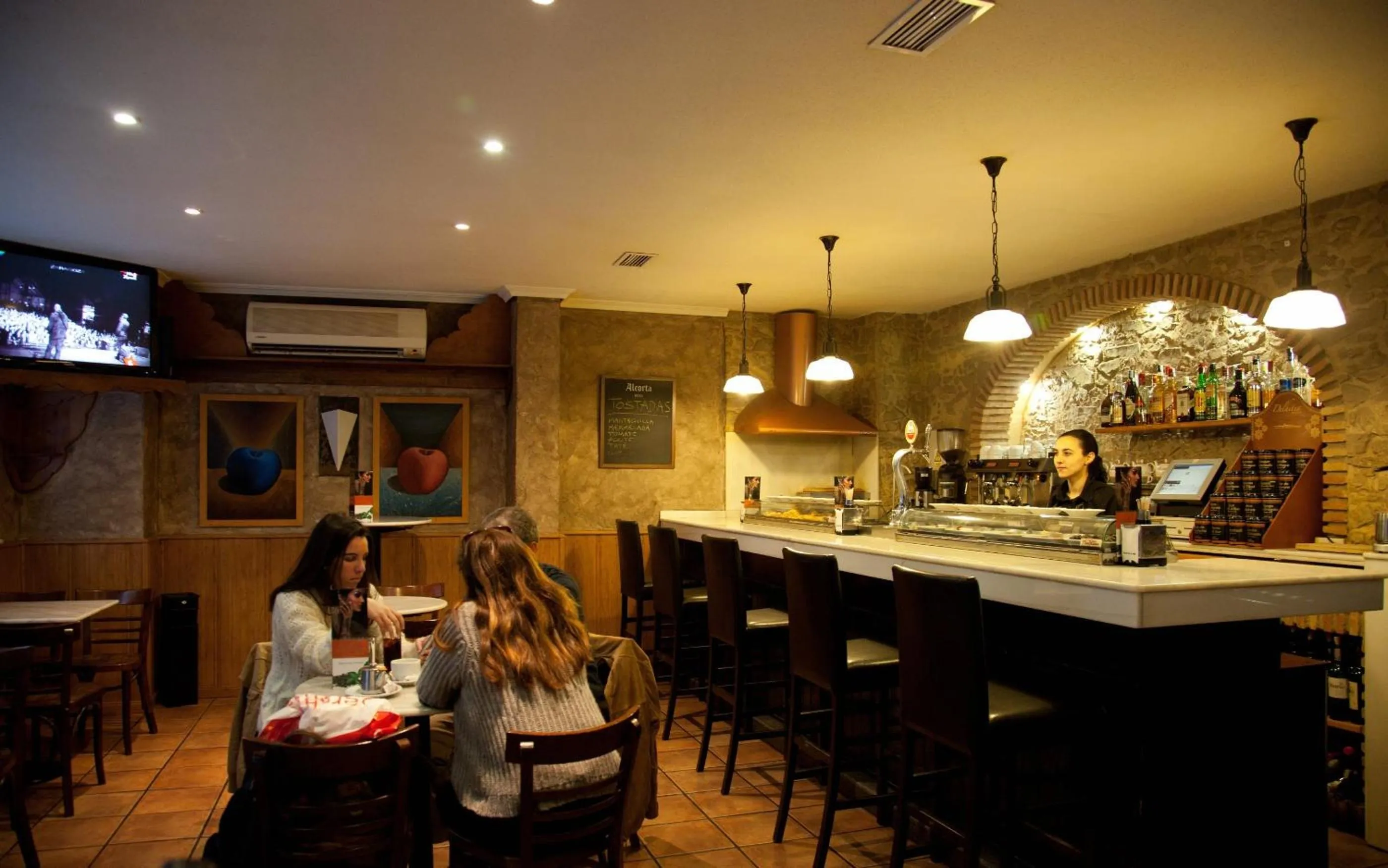 Restaurant/places to eat in Hotel Alfonso IX