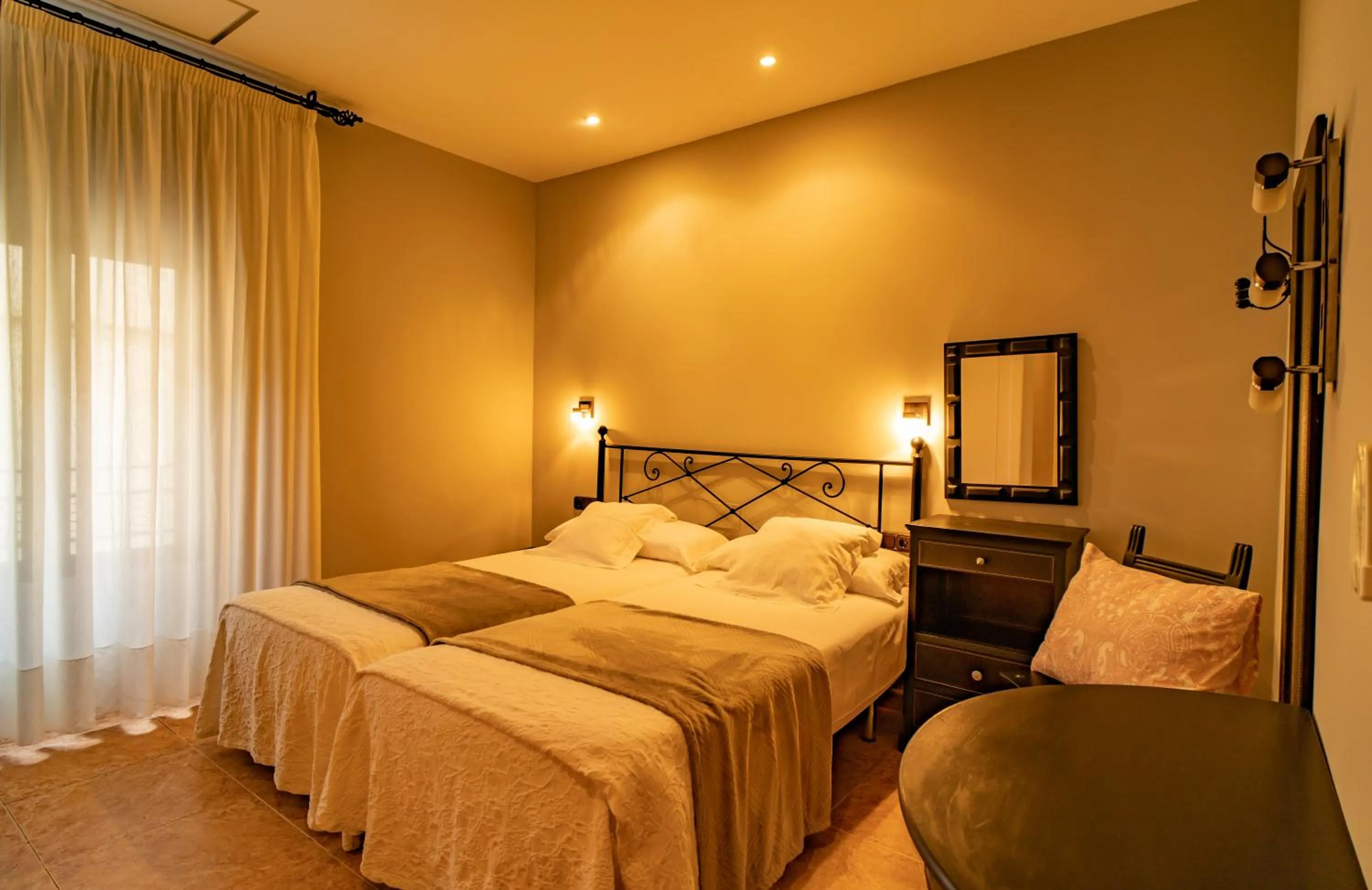 Bed in Hotel Alfonso IX