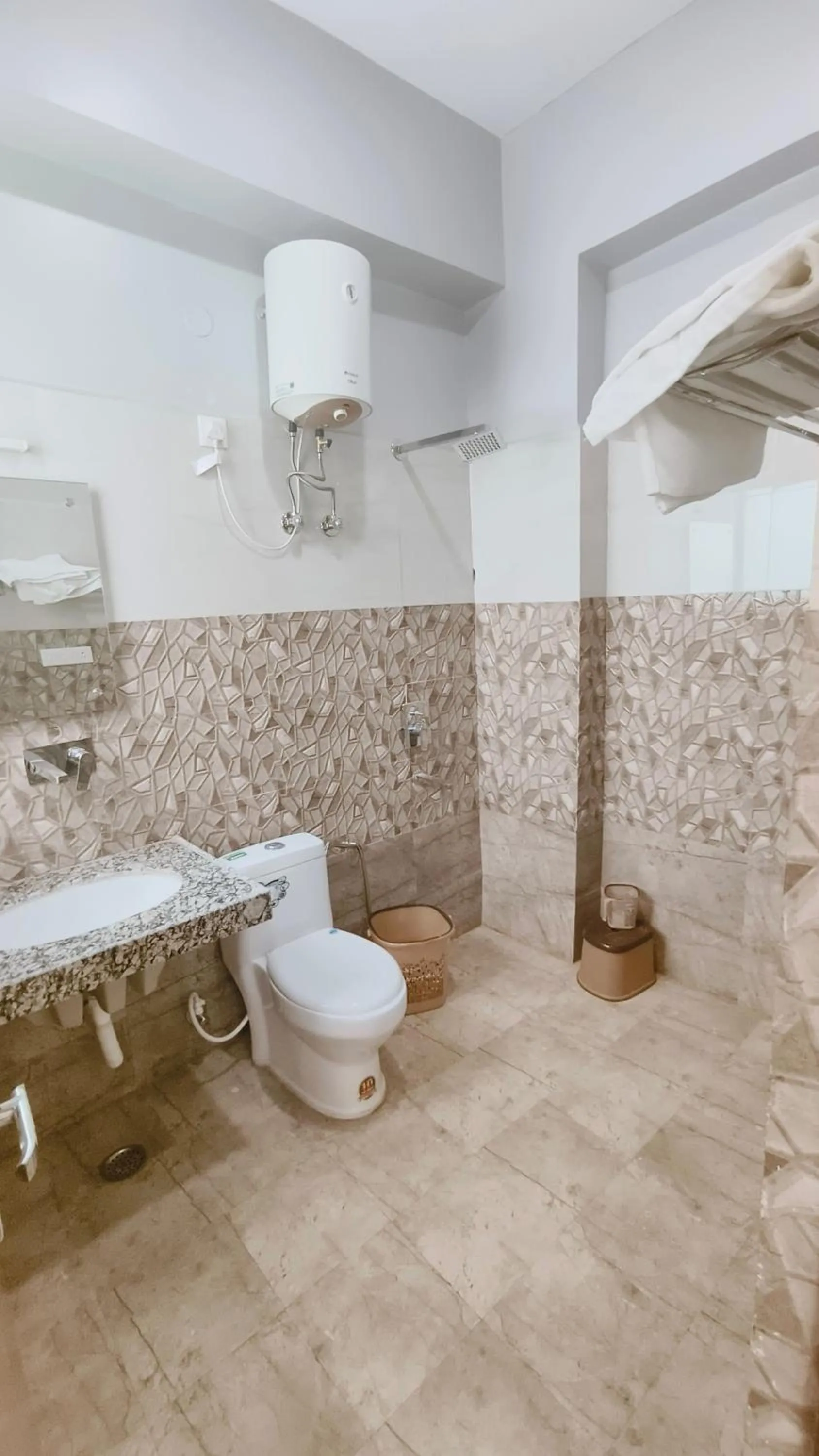 Bathroom in HOTEL AMAR PALACE BHARATPUR