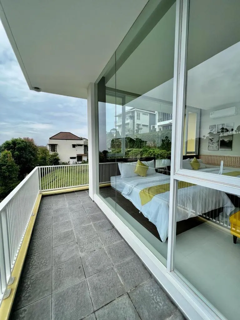 Bed in Platinum Yellow Bandung Villa 24 Pax Private Pool