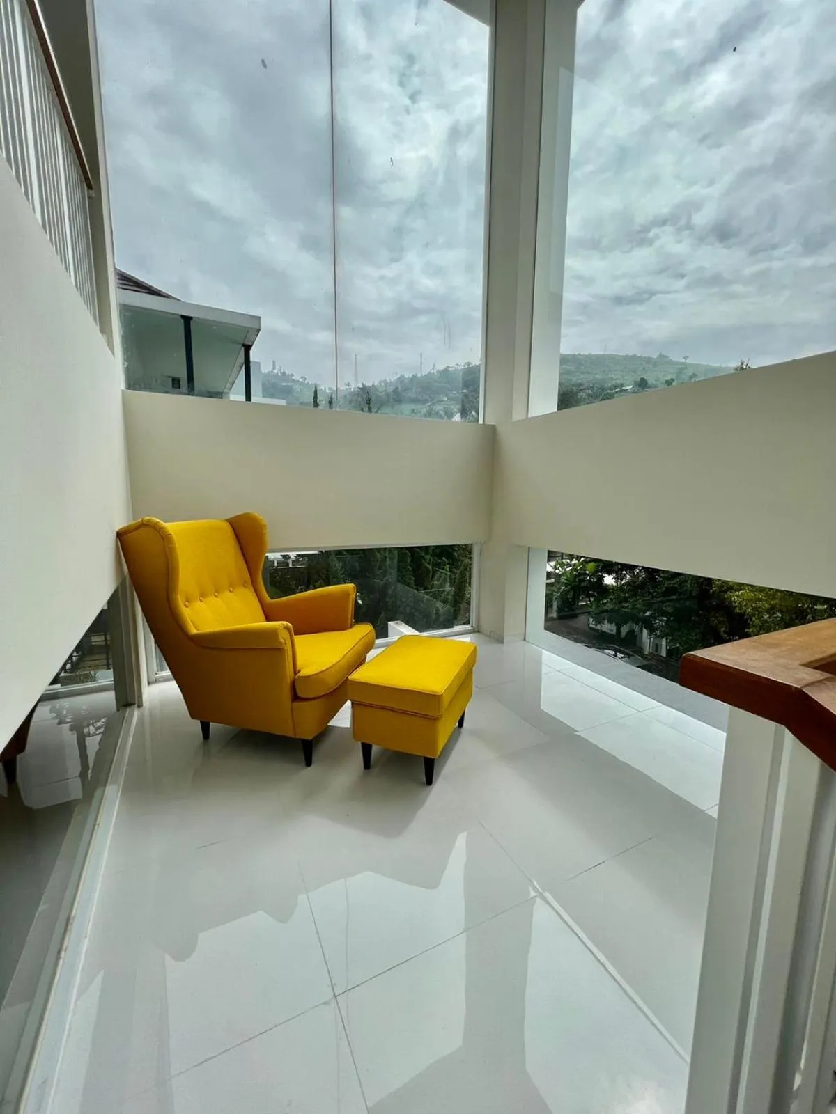 Platinum Yellow Bandung Villa 24 Pax Private Pool