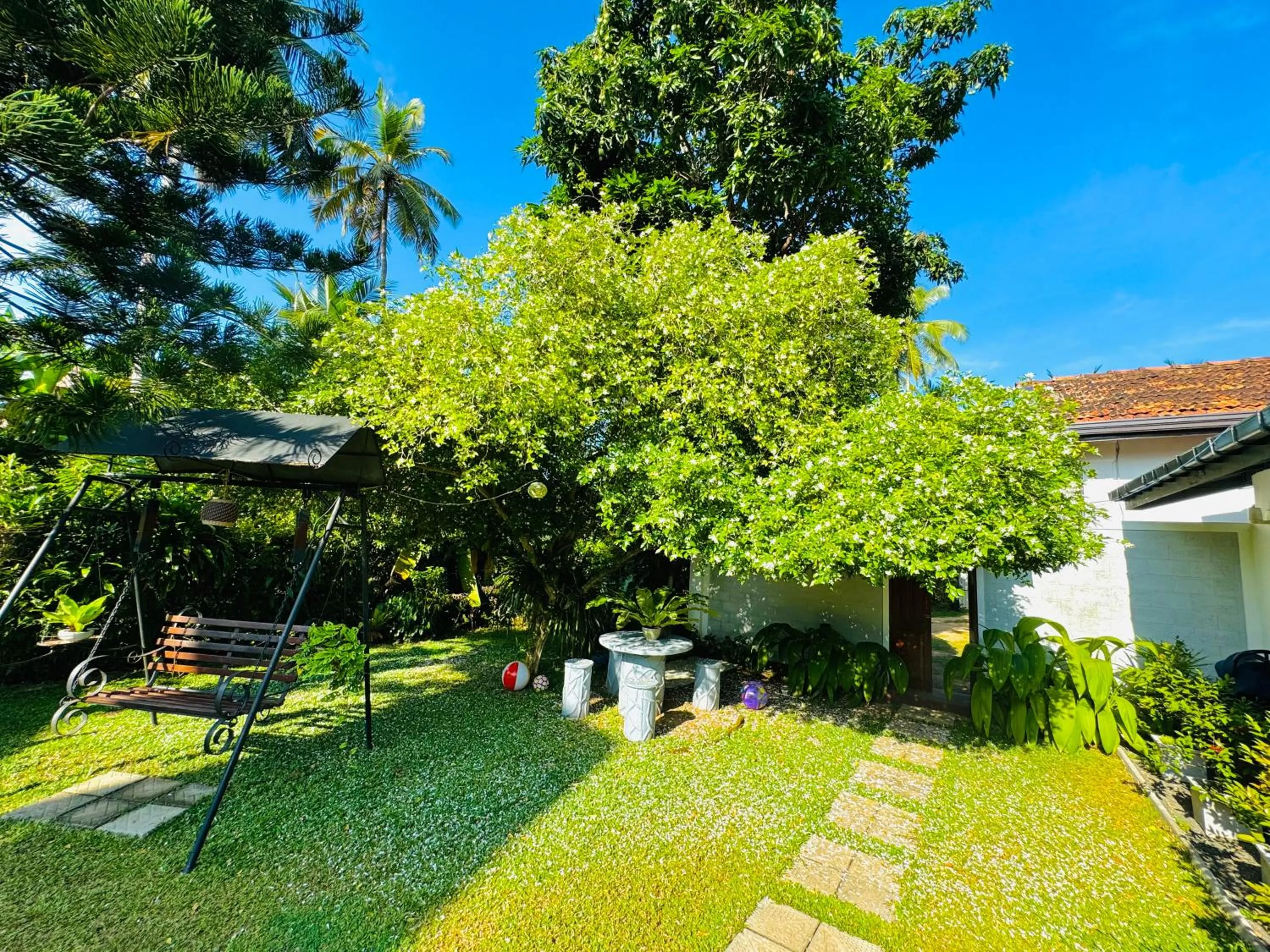 Garden in Shanthi Boutique Villa