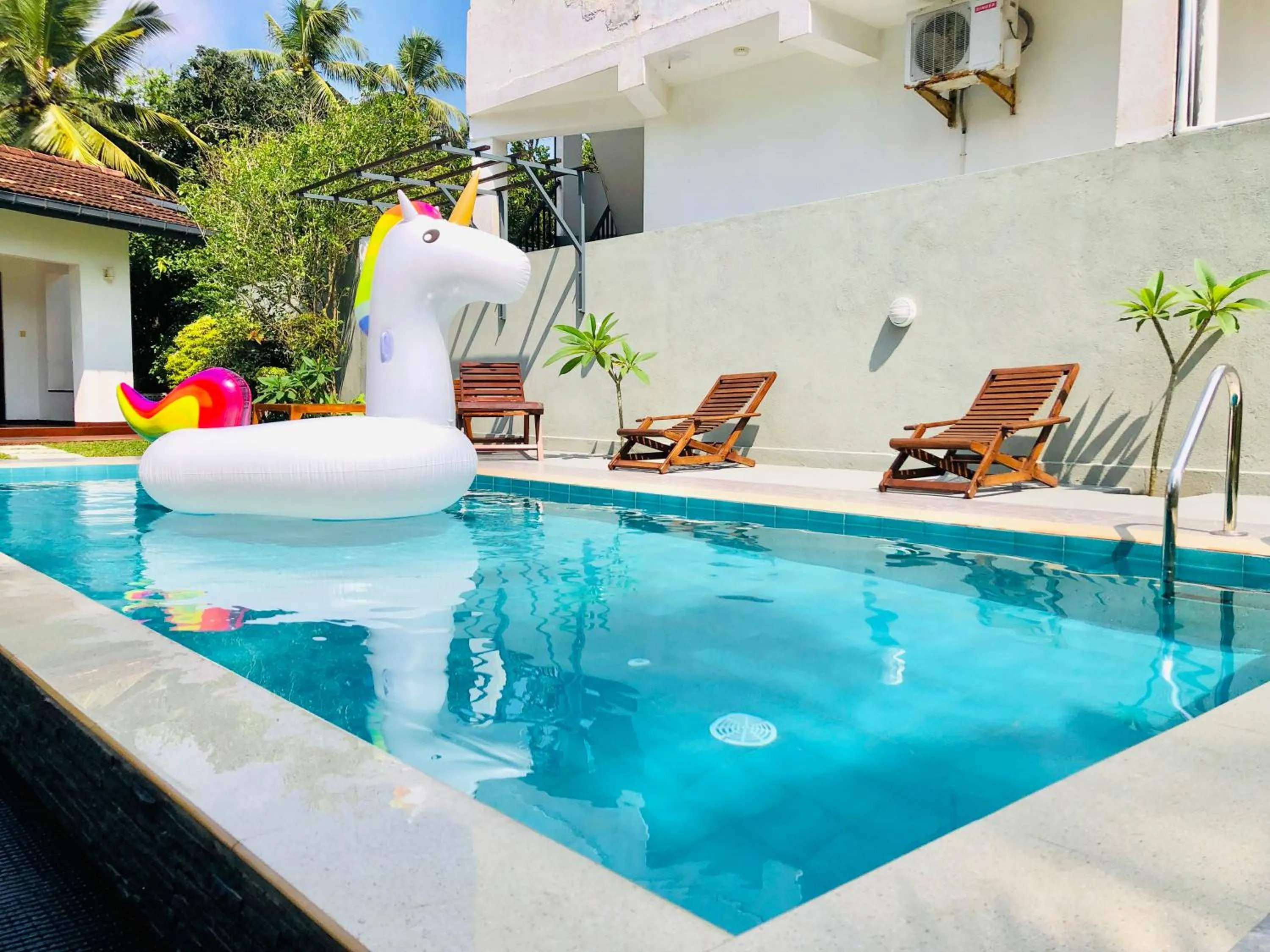 Swimming pool in Shanthi Boutique Villa
