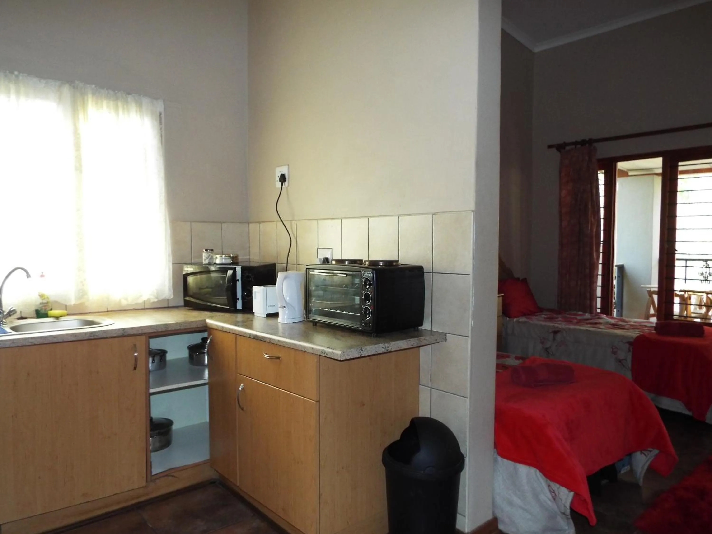 Kitchen or kitchenette in Aloes Country Inn