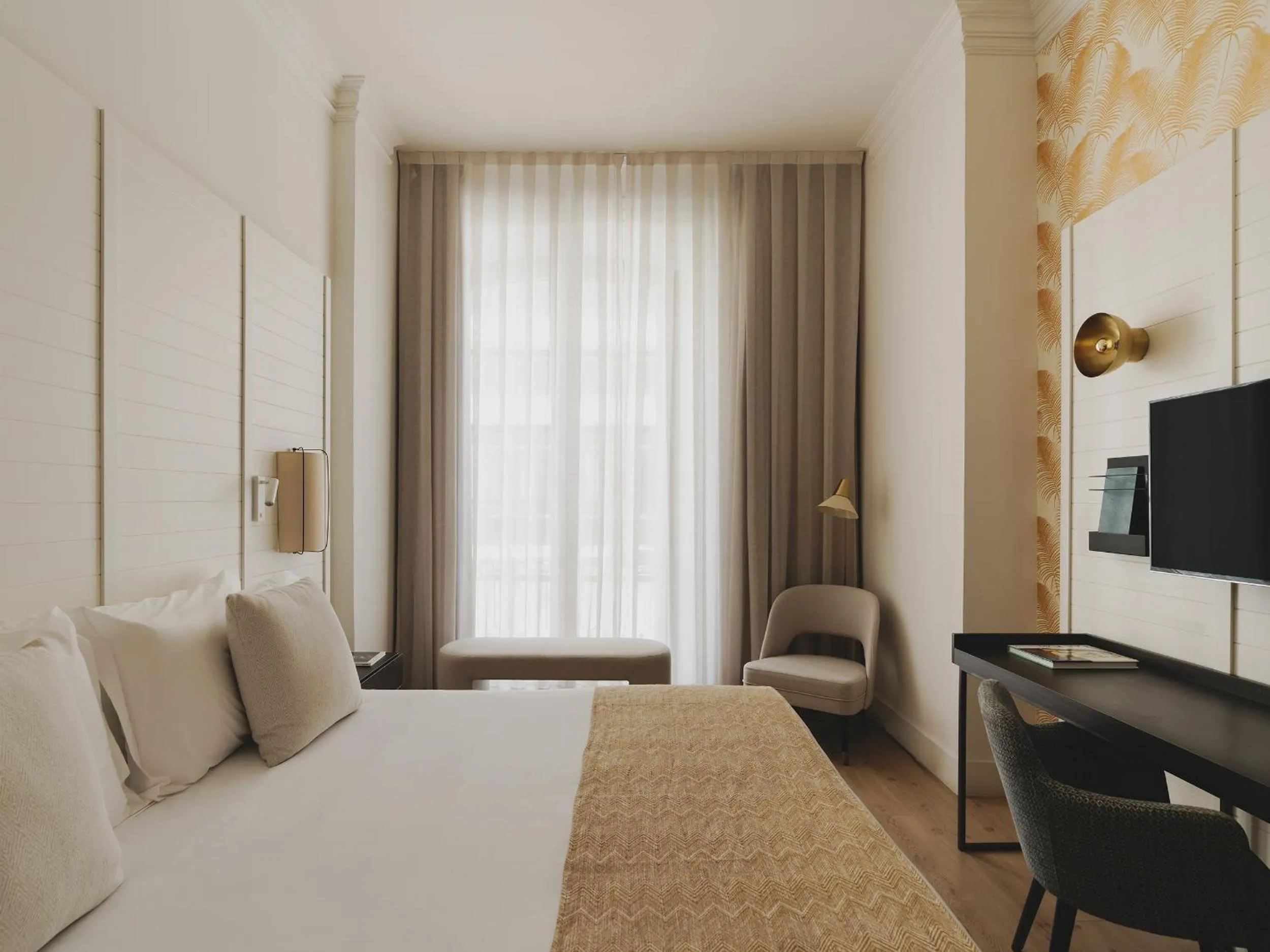 Bedroom, Bed in Molina Lario