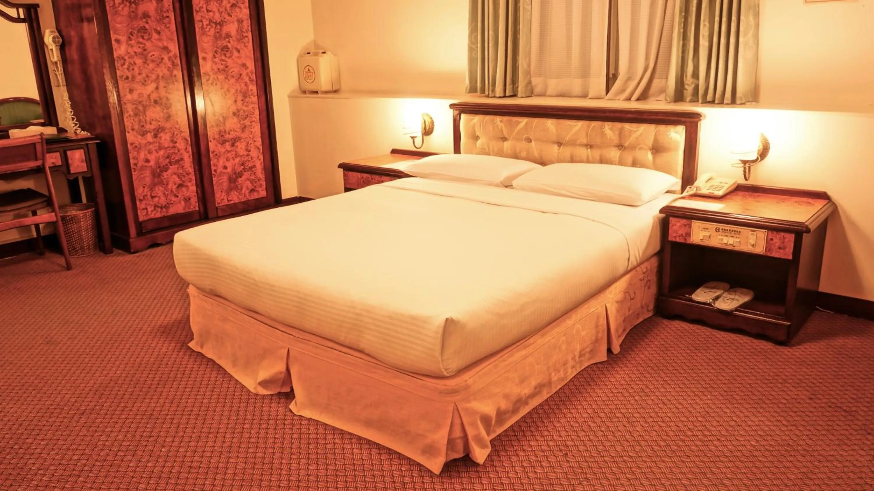 Bed in Hwa Du Hotel