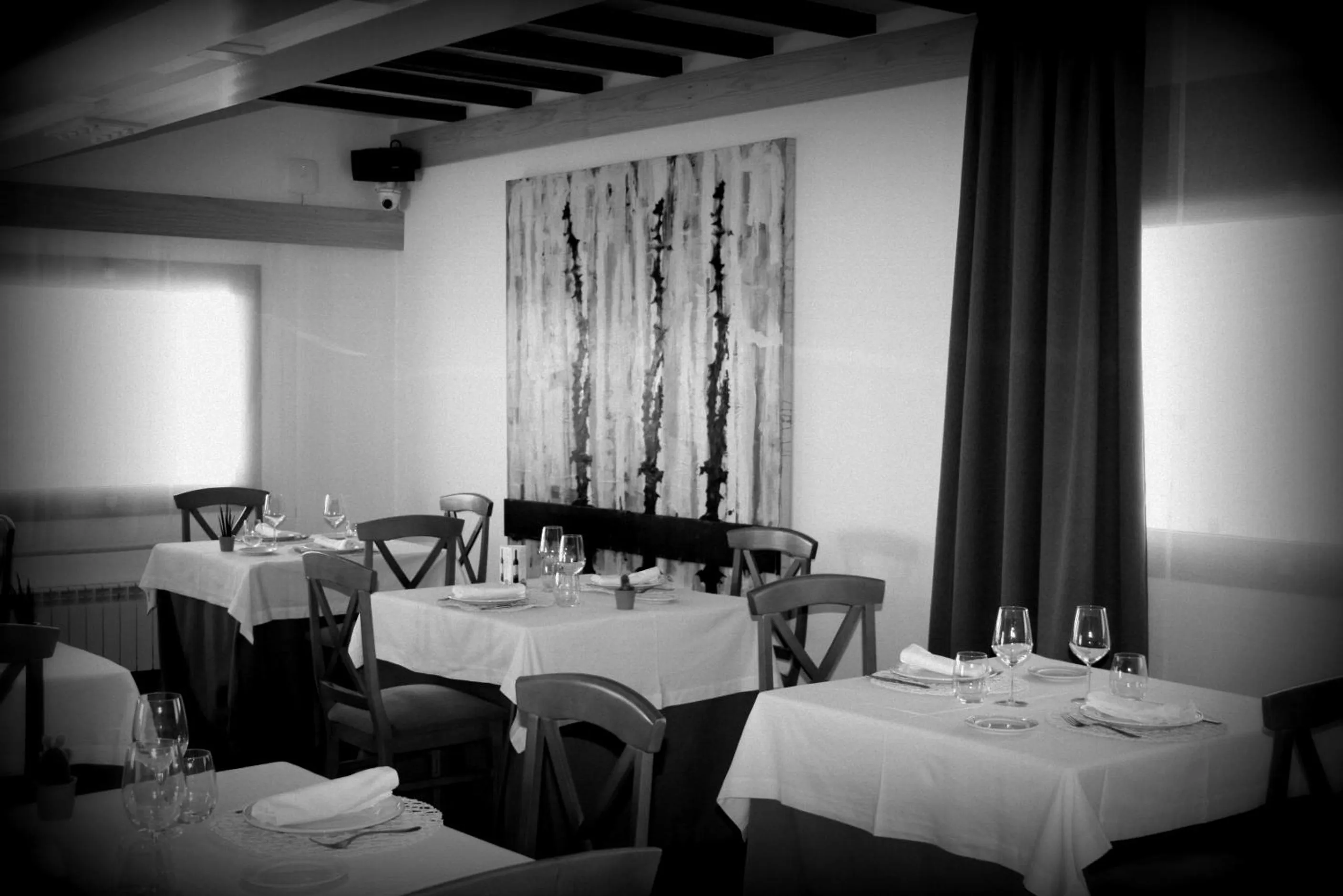 Restaurant/places to eat in Mirasierra