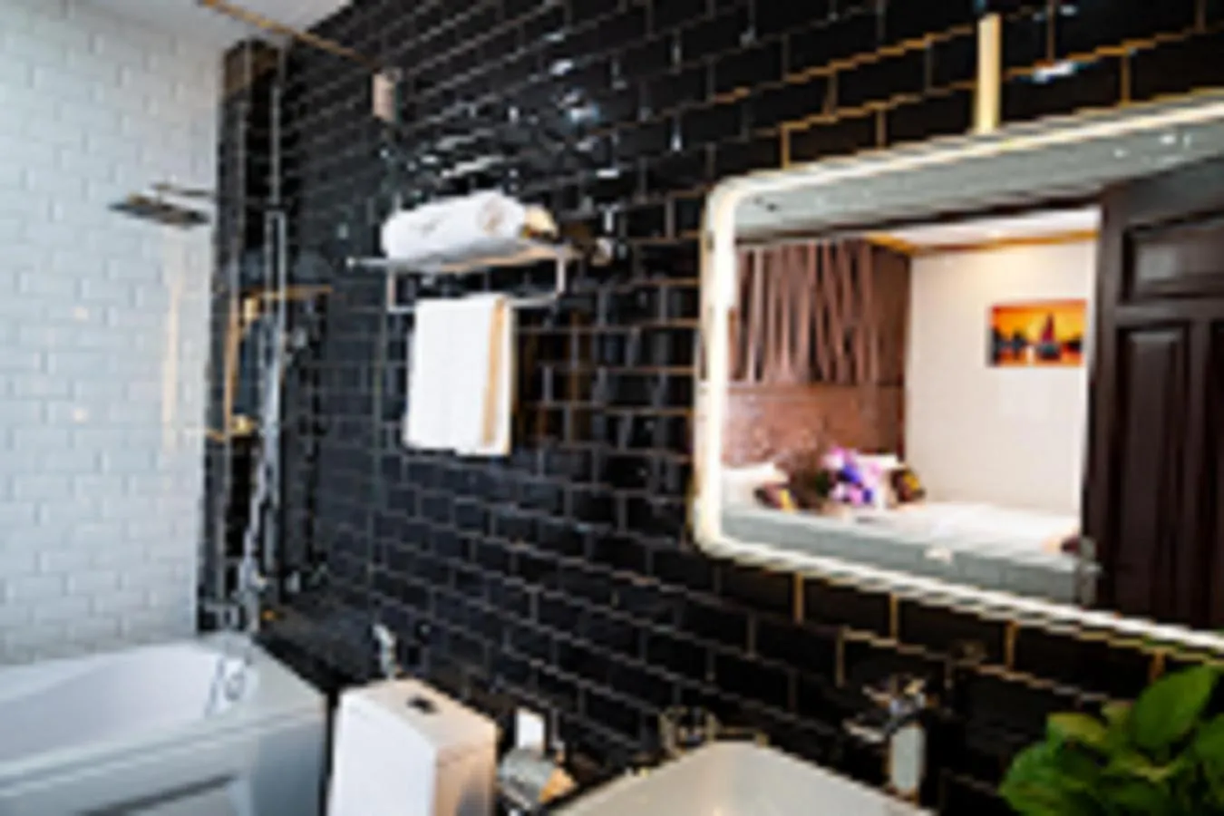 Shower in Golden Sea HaLong Hotel