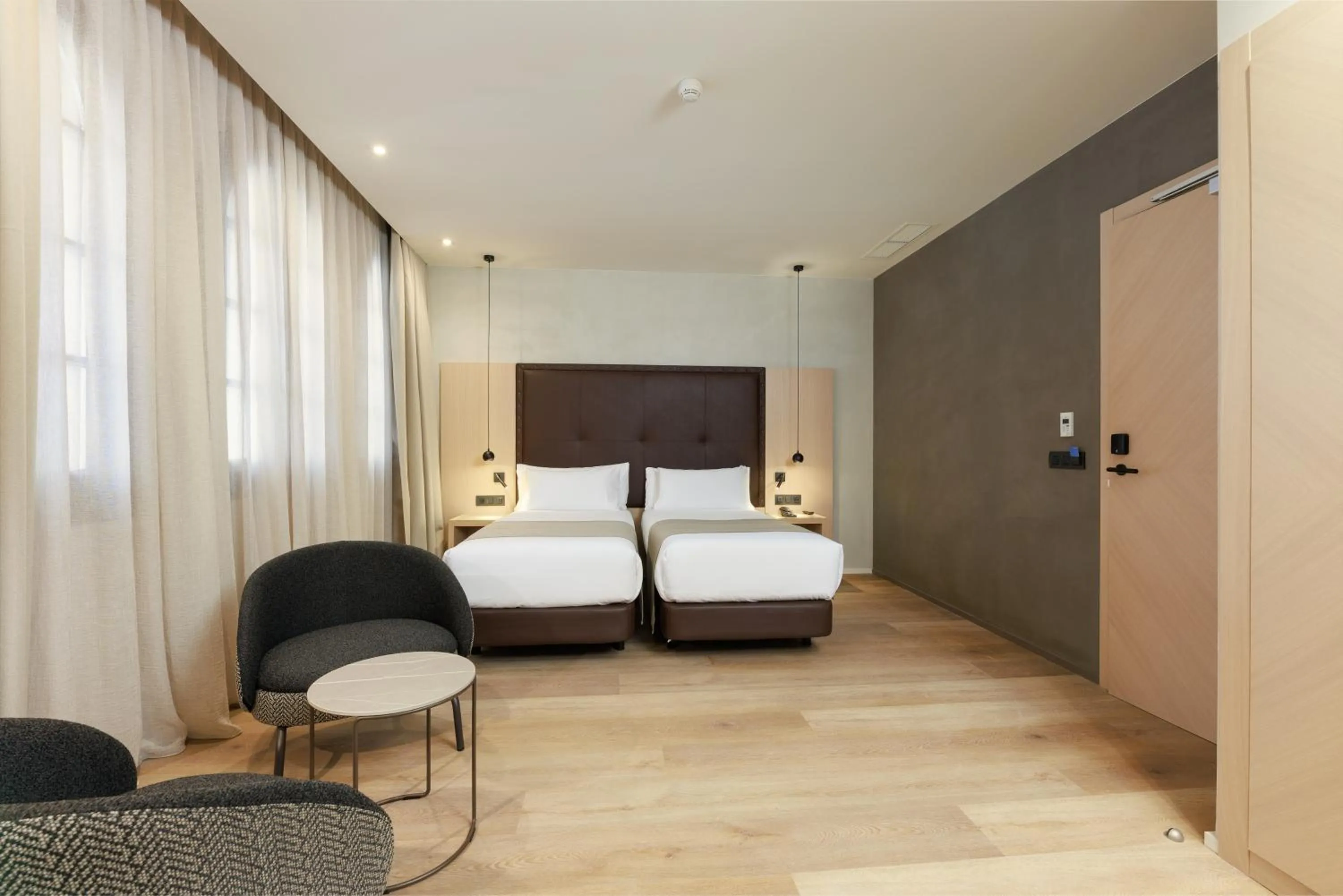 Bedroom, Bed in Gran Hotel Barcino