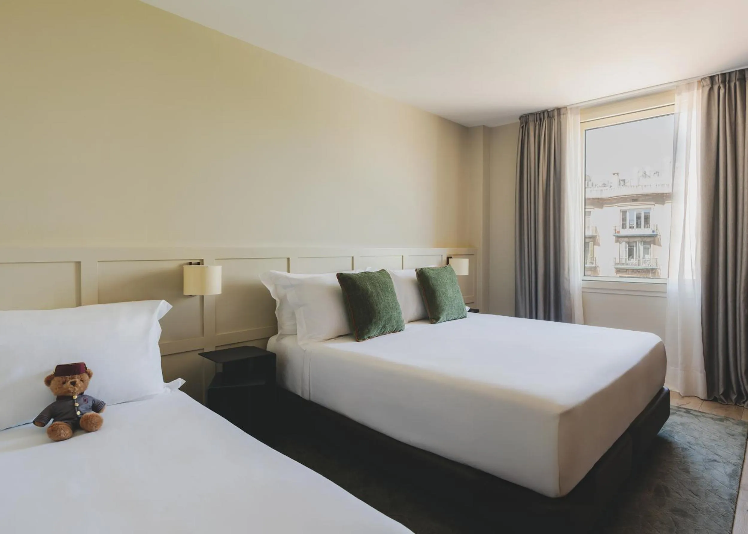 Bed in Gallery Hotel 4 Sup