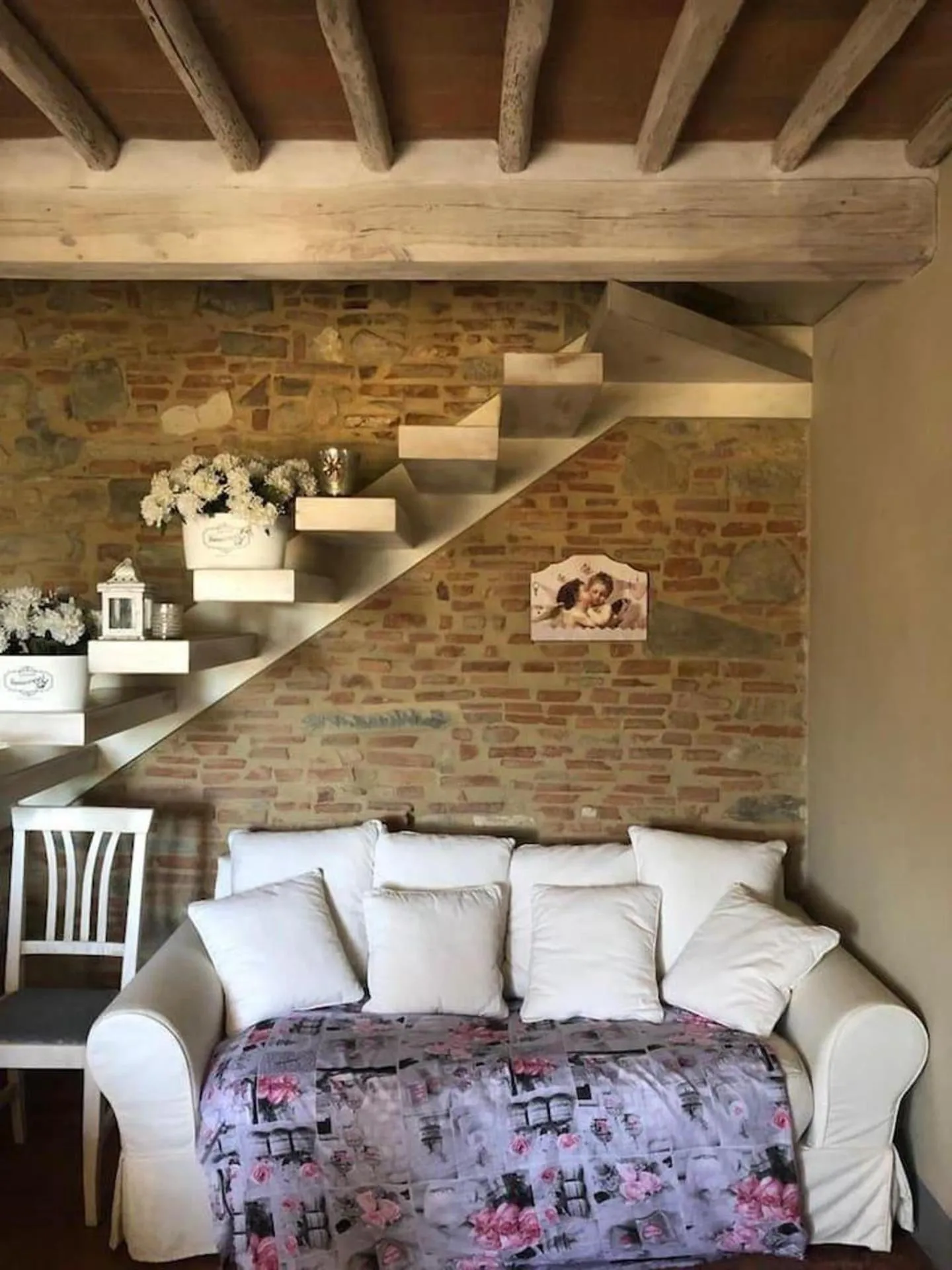 Living room in Beautiful Lux apartment chianti firenze area Italy