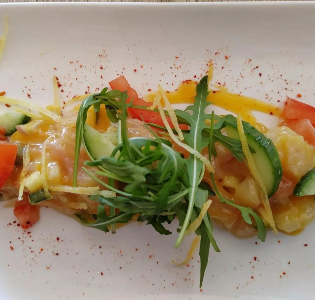 Restaurant/places to eat in CÔTE GARONNE le BALCON DES DAMES -hôtel et restaurant- Tonneins Fauillet Marmande - vue panoramique bord de Garonne chambres climatisées