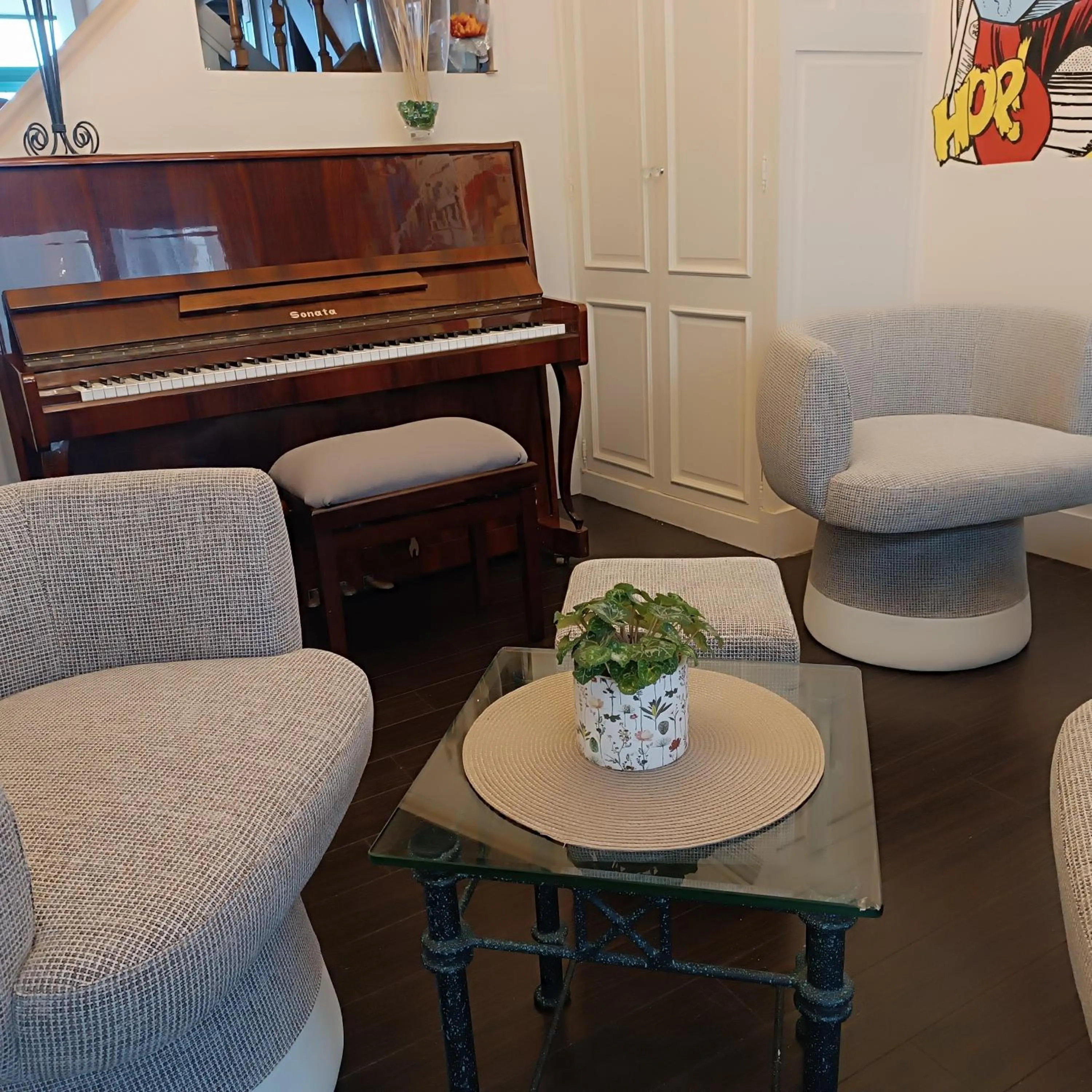 Restaurant/places to eat in CÔTE GARONNE le BALCON DES DAMES -hôtel et restaurant- Tonneins Fauillet Marmande - vue panoramique bord de Garonne chambres climatisées