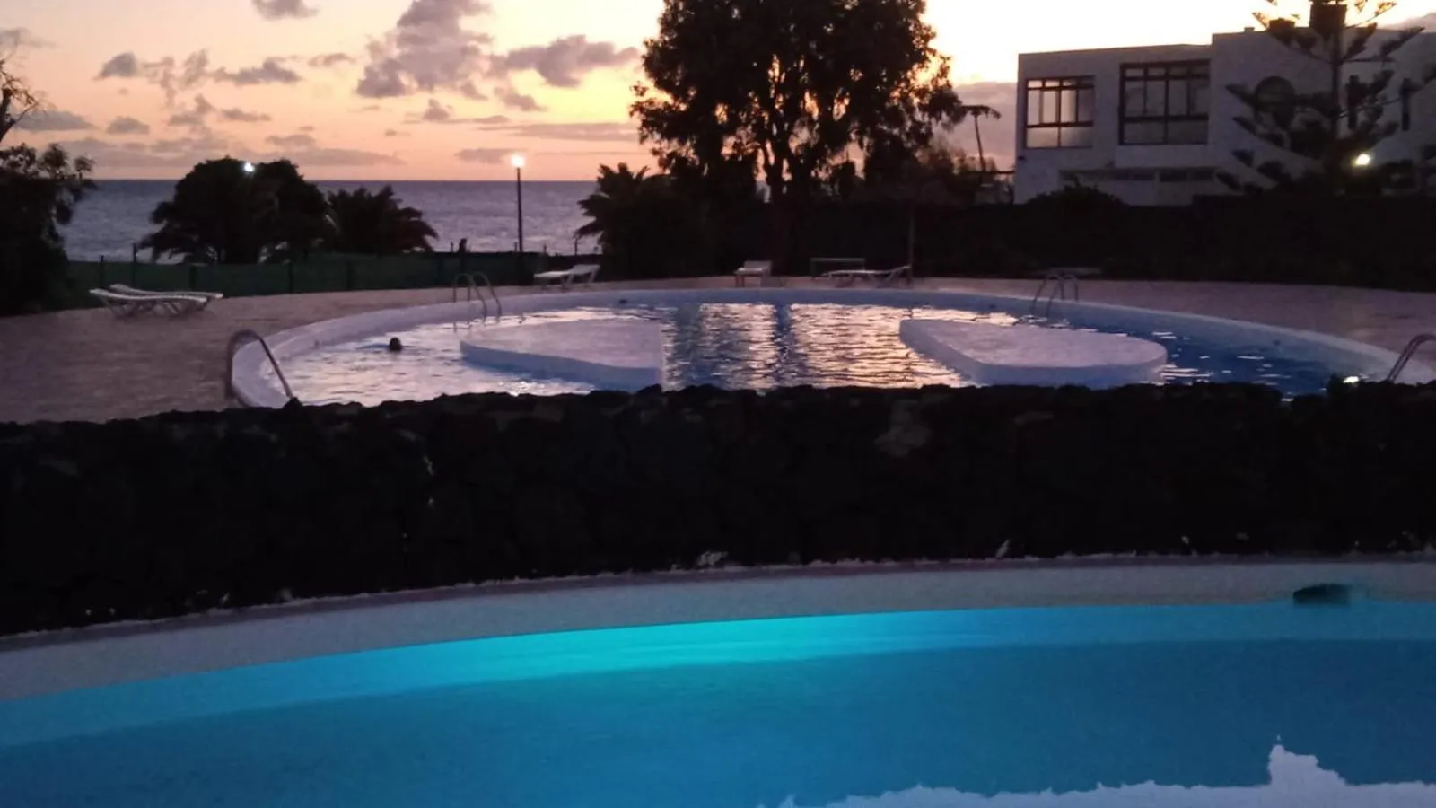 Swimming pool in Blue View Hermoso Apartamento Remodelado Ubicación Ideal