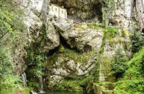 Hotel Ciudad Cangas de Onis