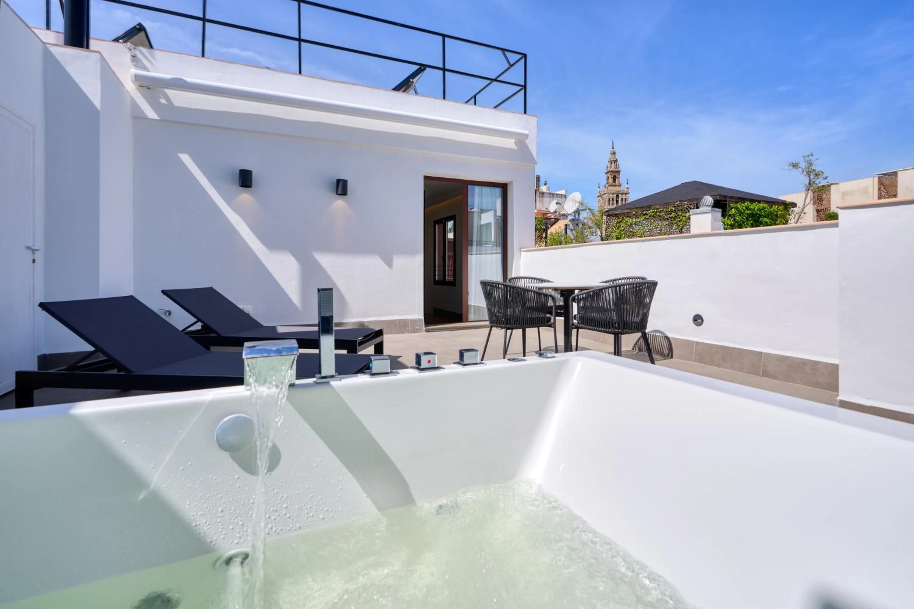 Day in Hotel Murillo Reinoso