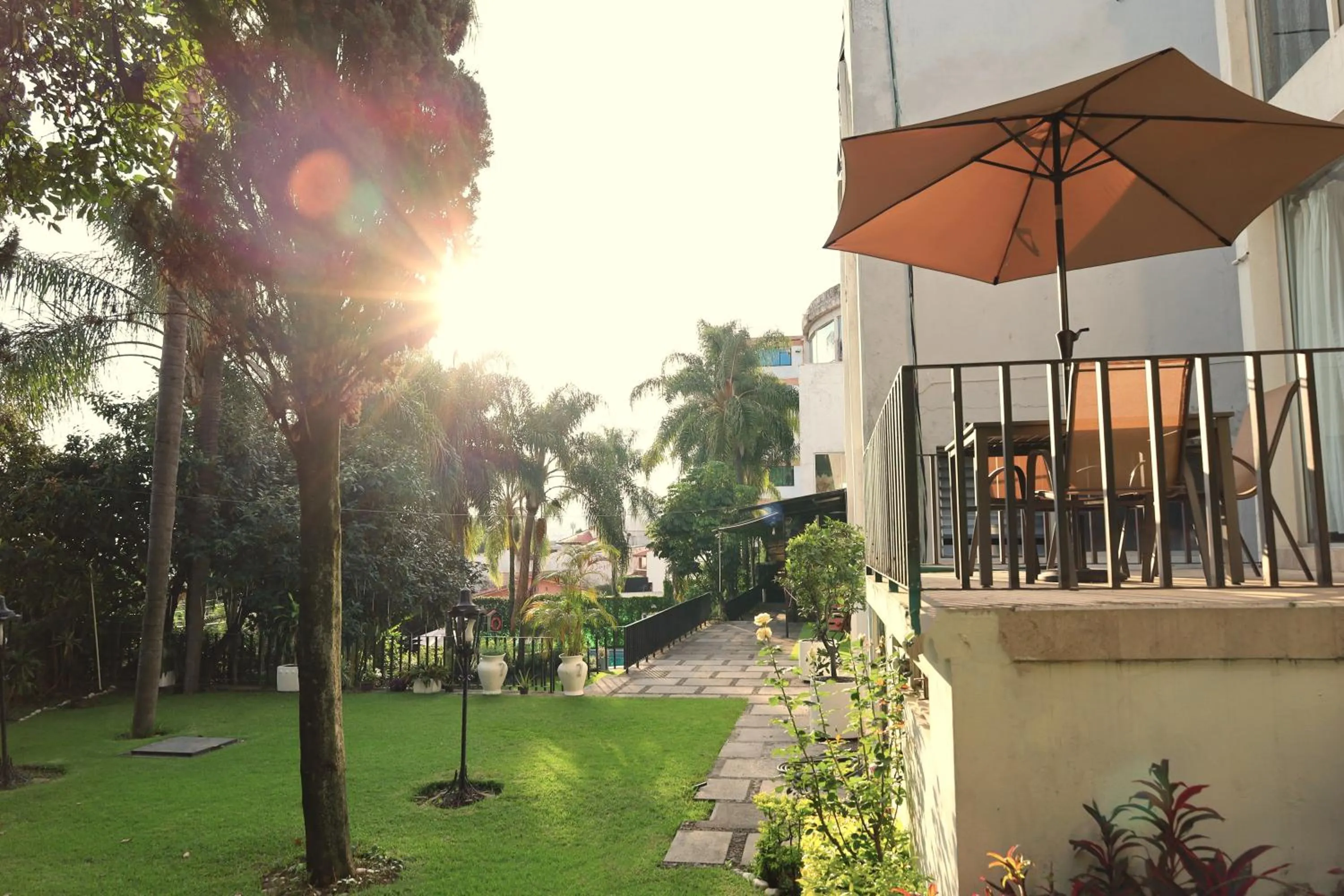 Patio in Hotel Grand Vista Cuernavaca