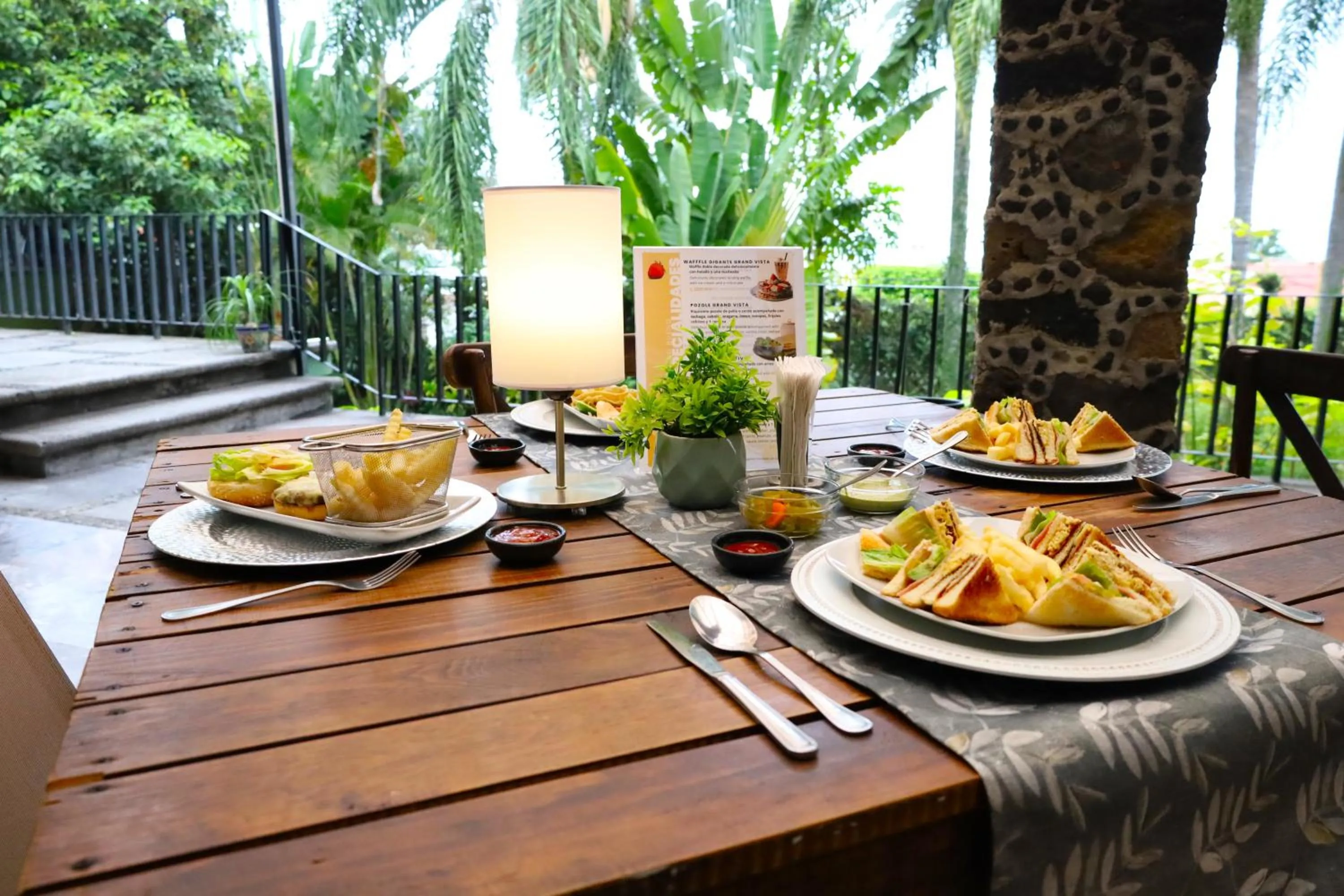 Food in Hotel Grand Vista Cuernavaca