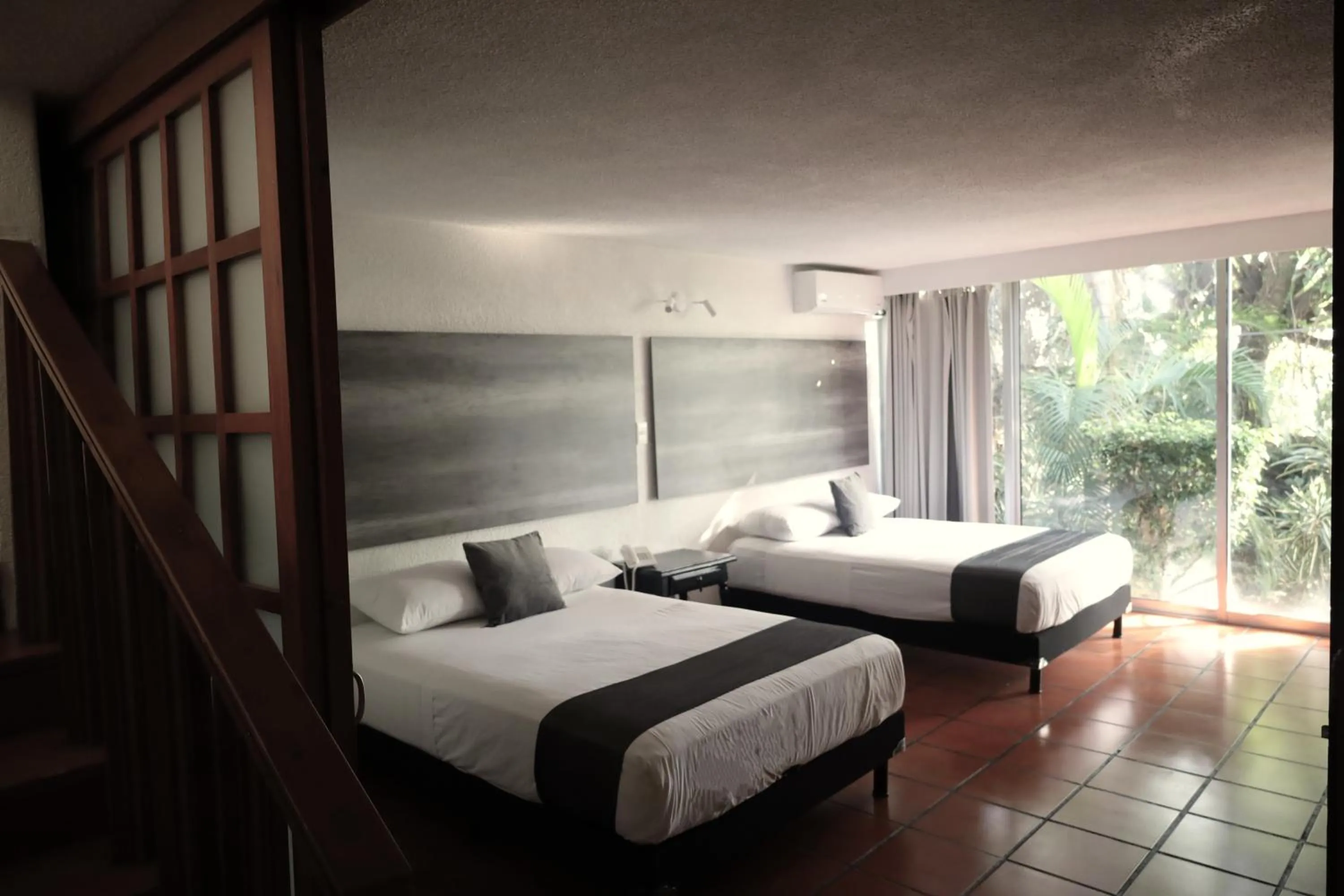 Photo of the whole room, Bed in Hotel Grand Vista Cuernavaca