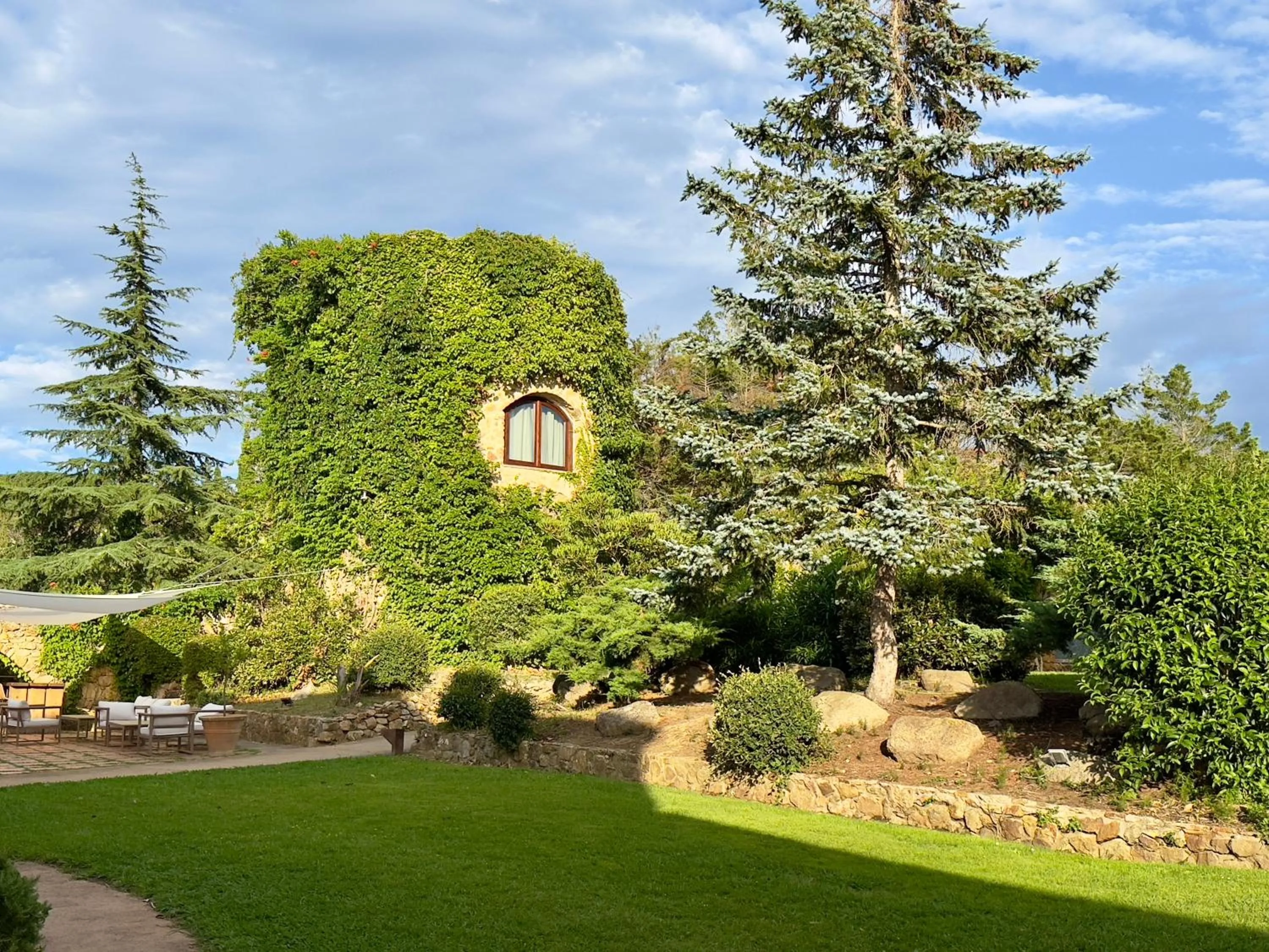 Facade/entrance in Mas Salvi Country Boutique Hotel
