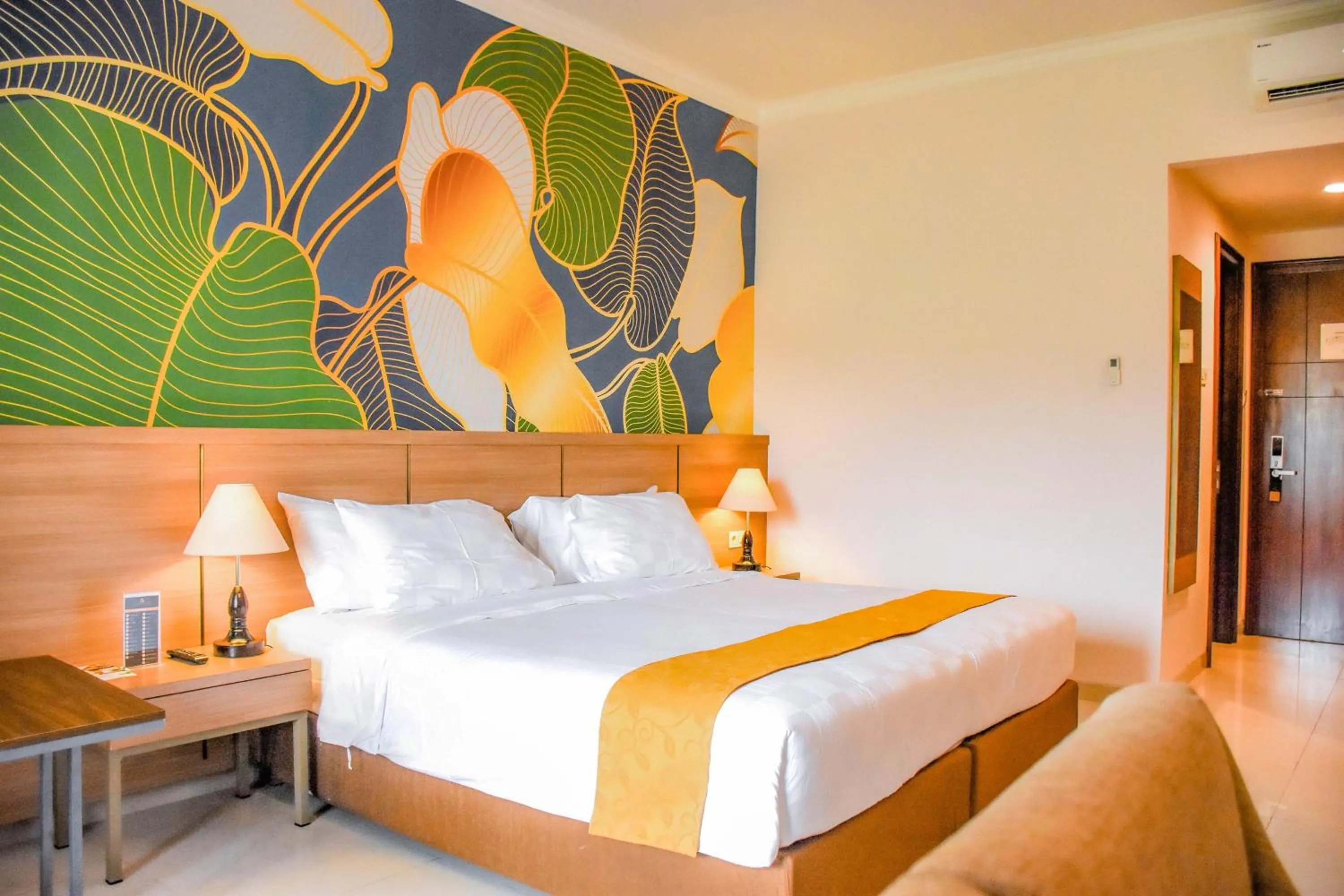 Bed in The Green Peak, ARTOTEL Curated