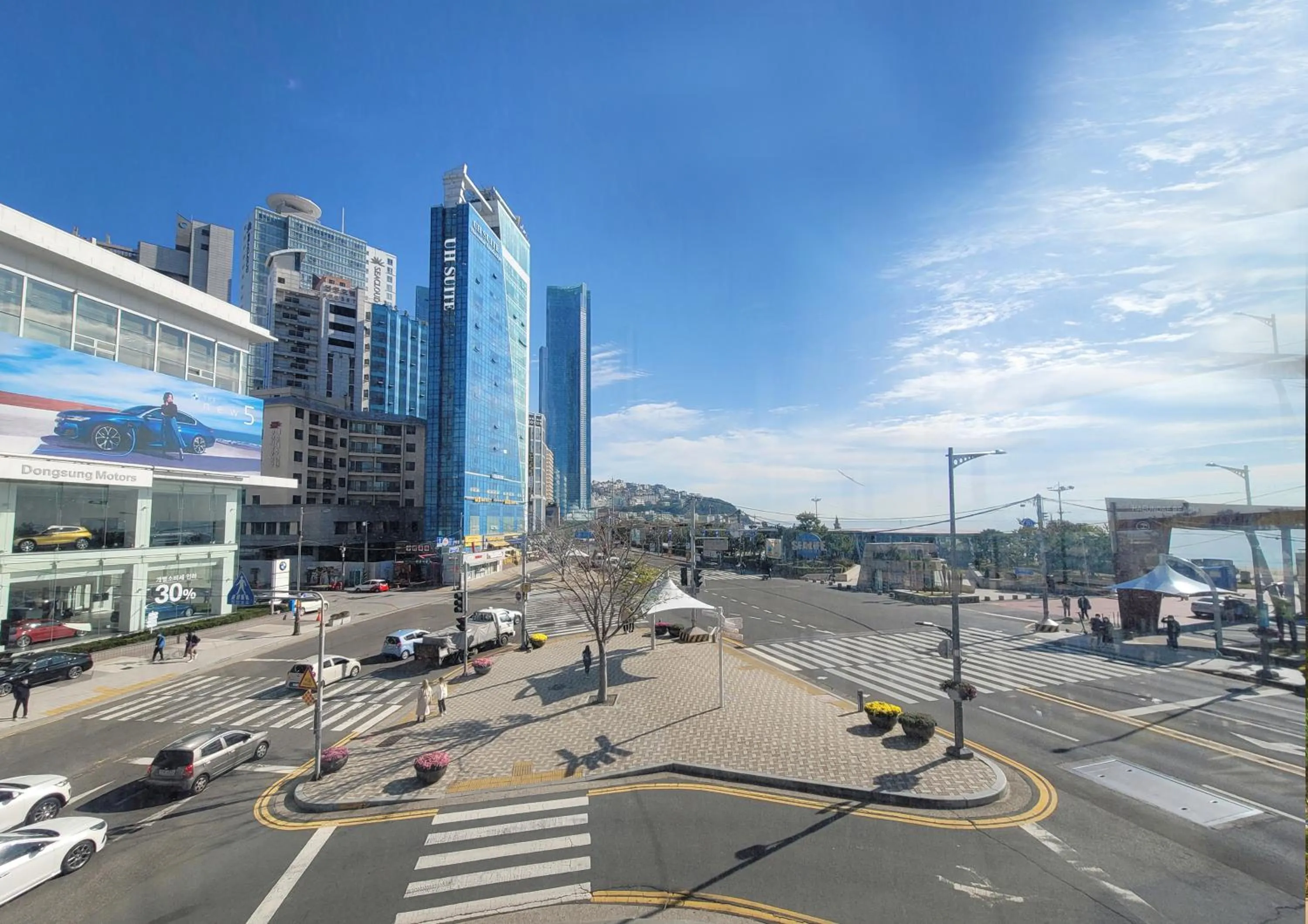 Property building in UH Suite The Haeundae