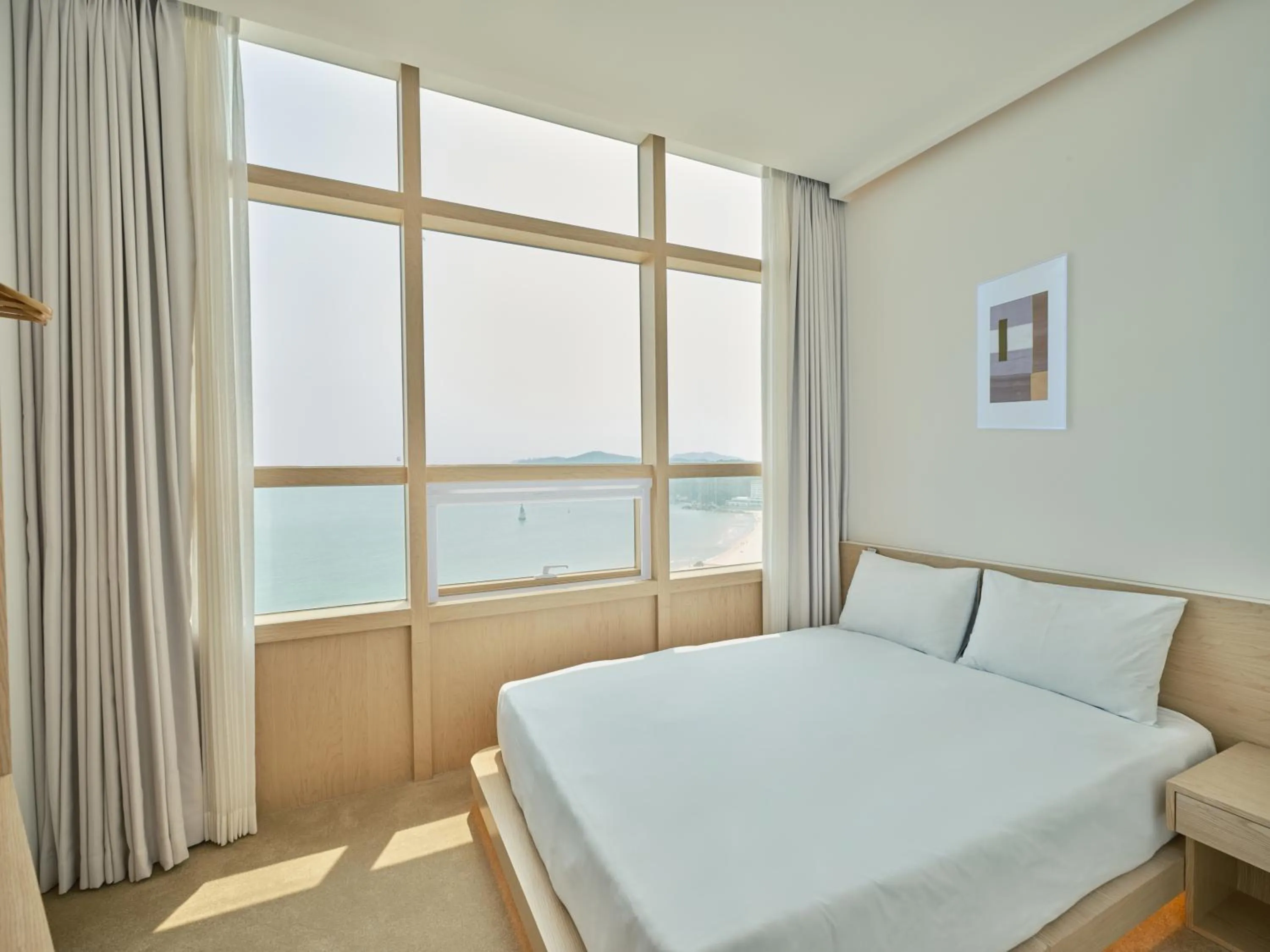 Bed in UH Suite The Haeundae