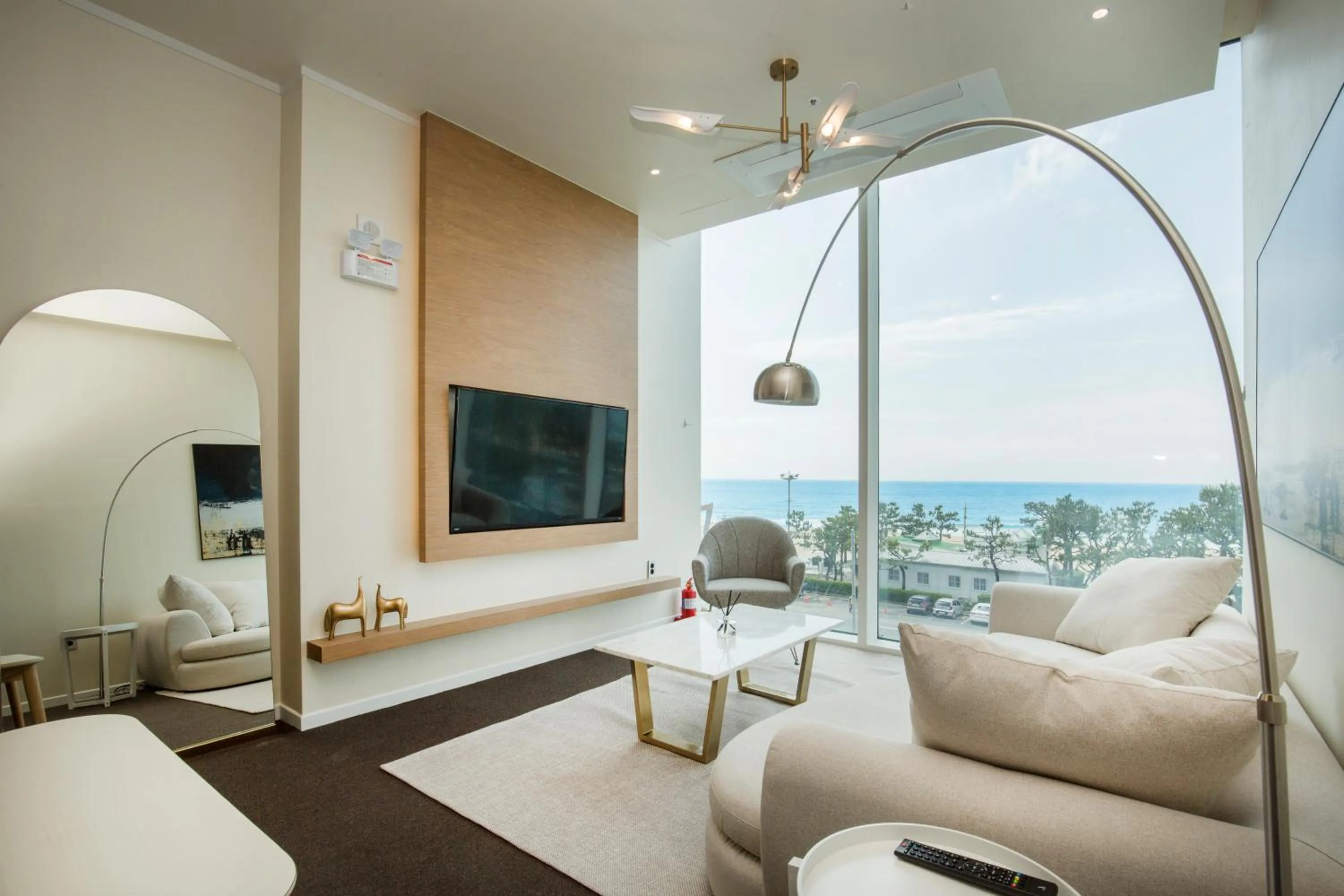 Living room in UH Suite The Haeundae