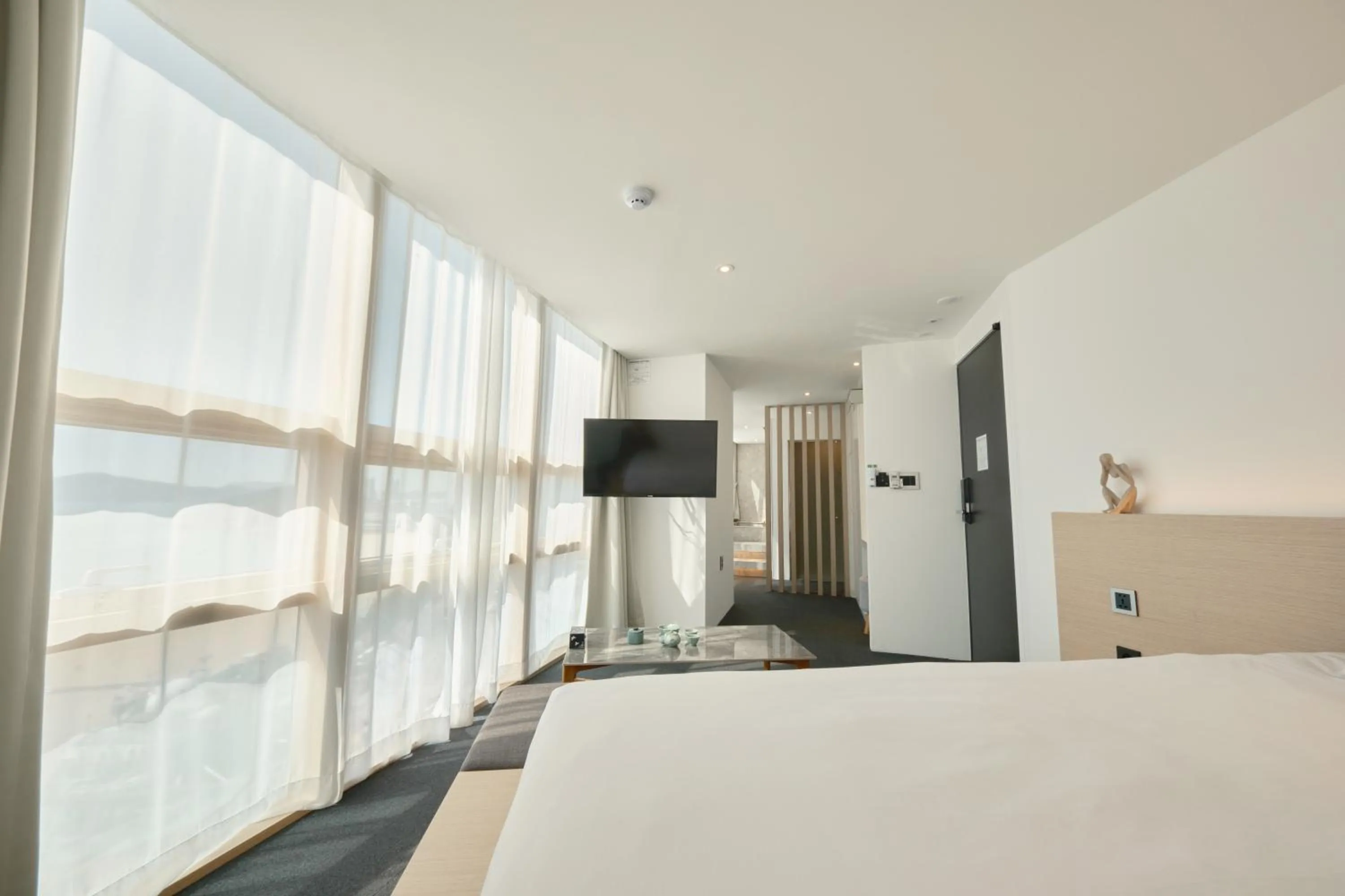 Bedroom, Bed in UH Suite The Haeundae
