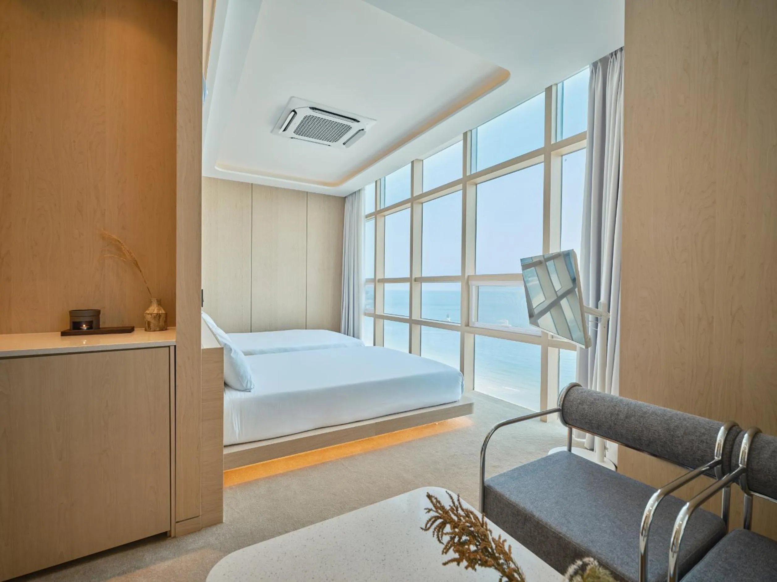 Bed in UH Suite The Haeundae