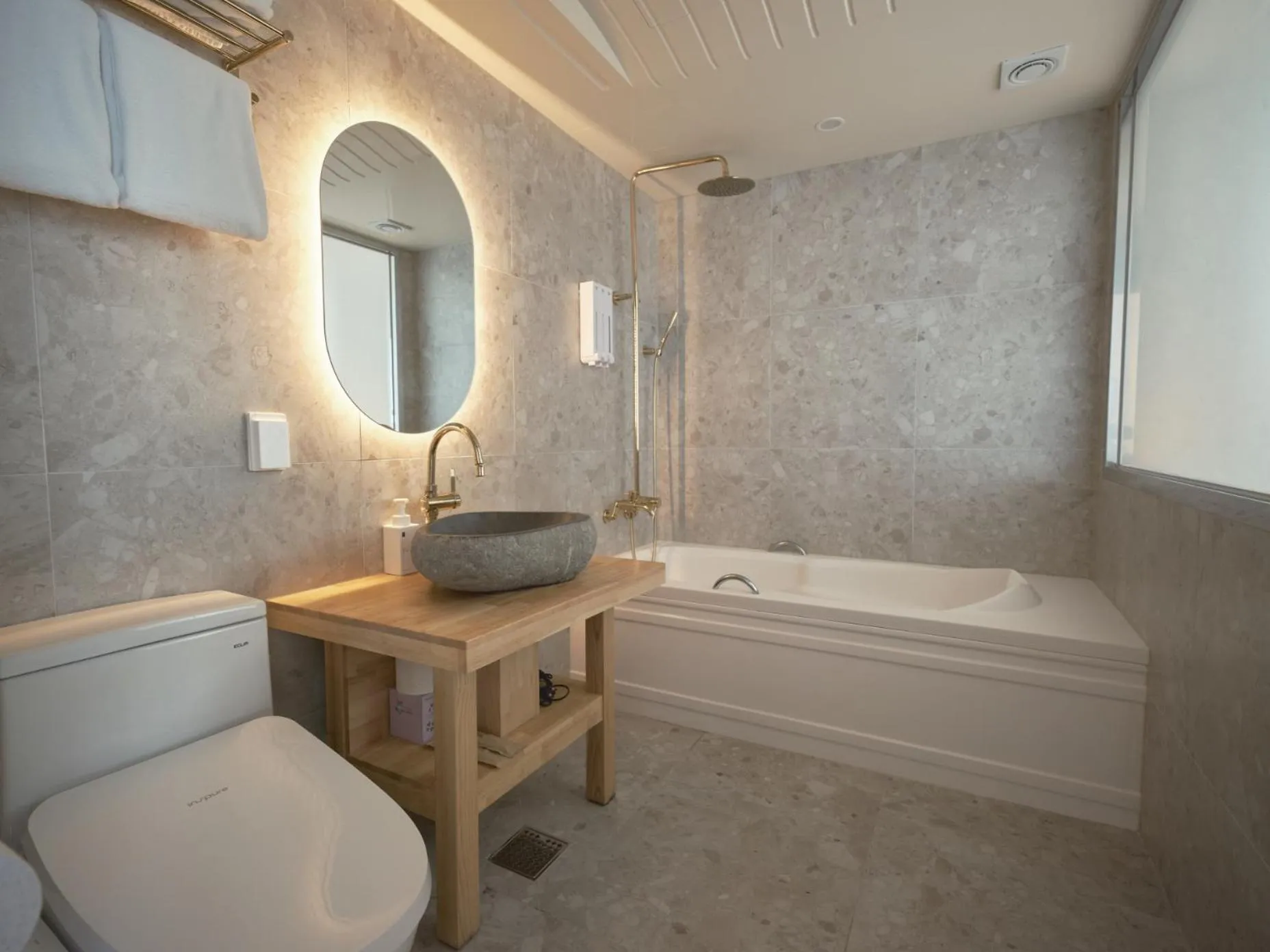 Bathroom in UH Suite The Haeundae