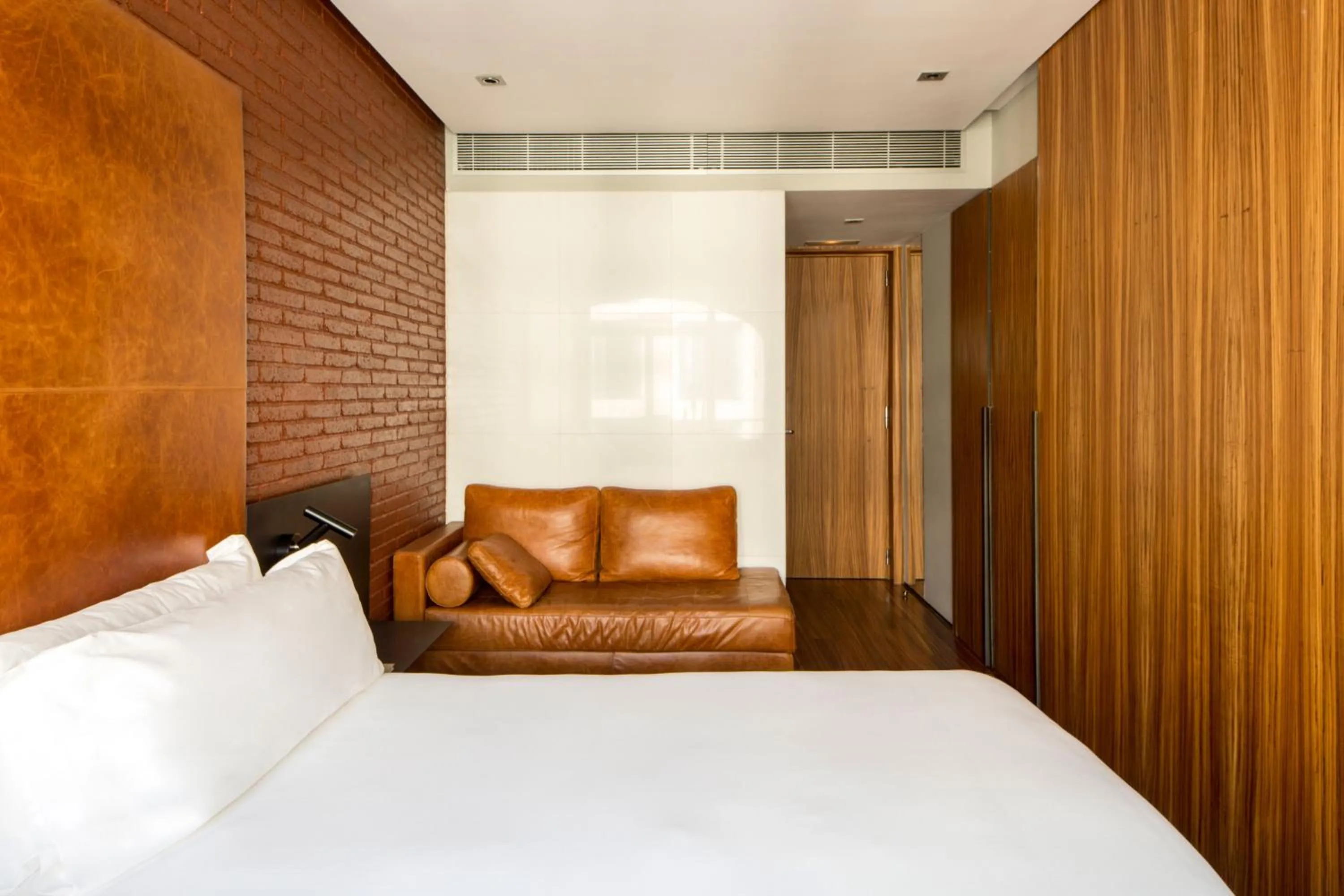 Bed in Hotel Granados 83, a member of Preferred Hotels & Resorts