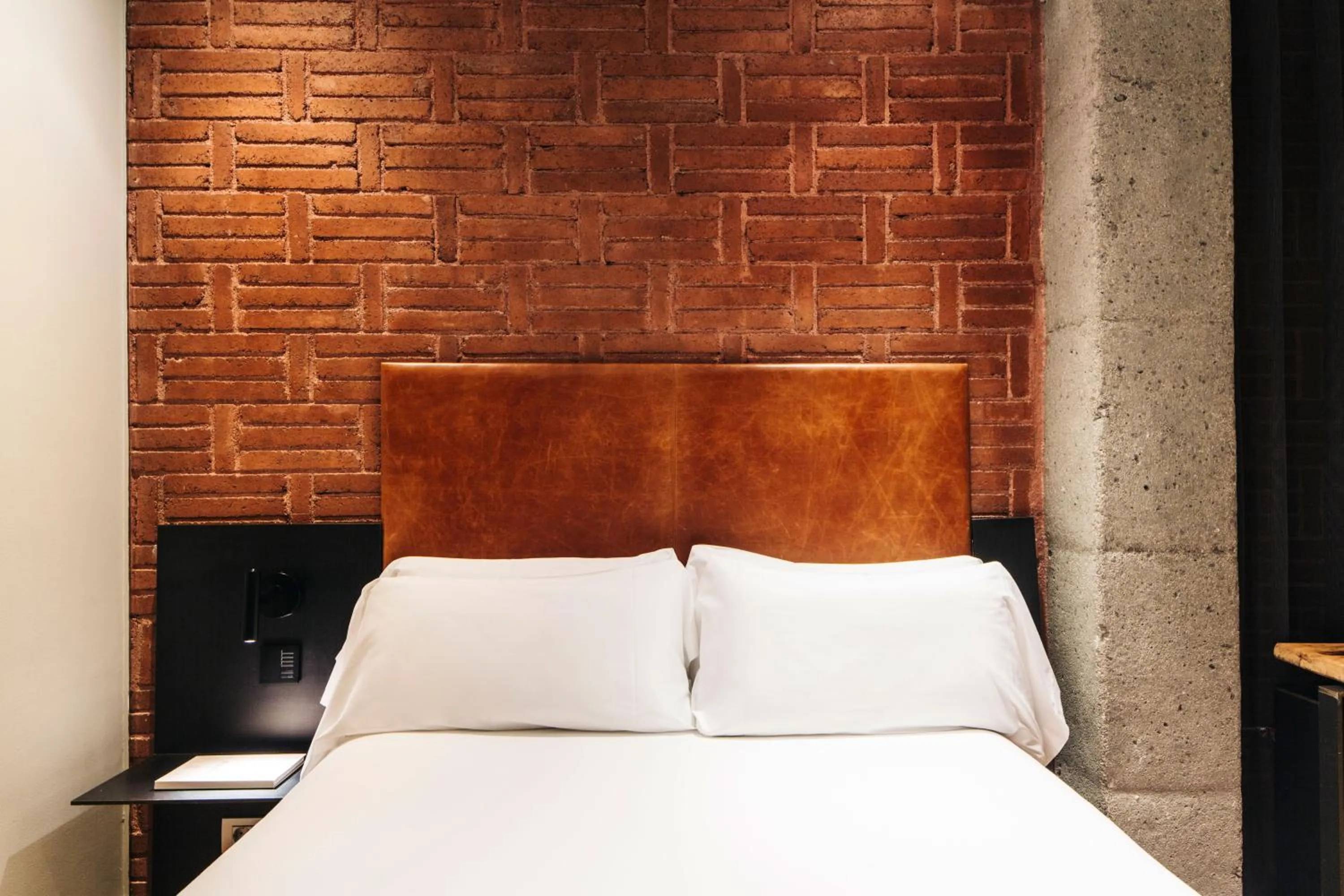 Bed in Hotel Granados 83, a member of Preferred Hotels & Resorts