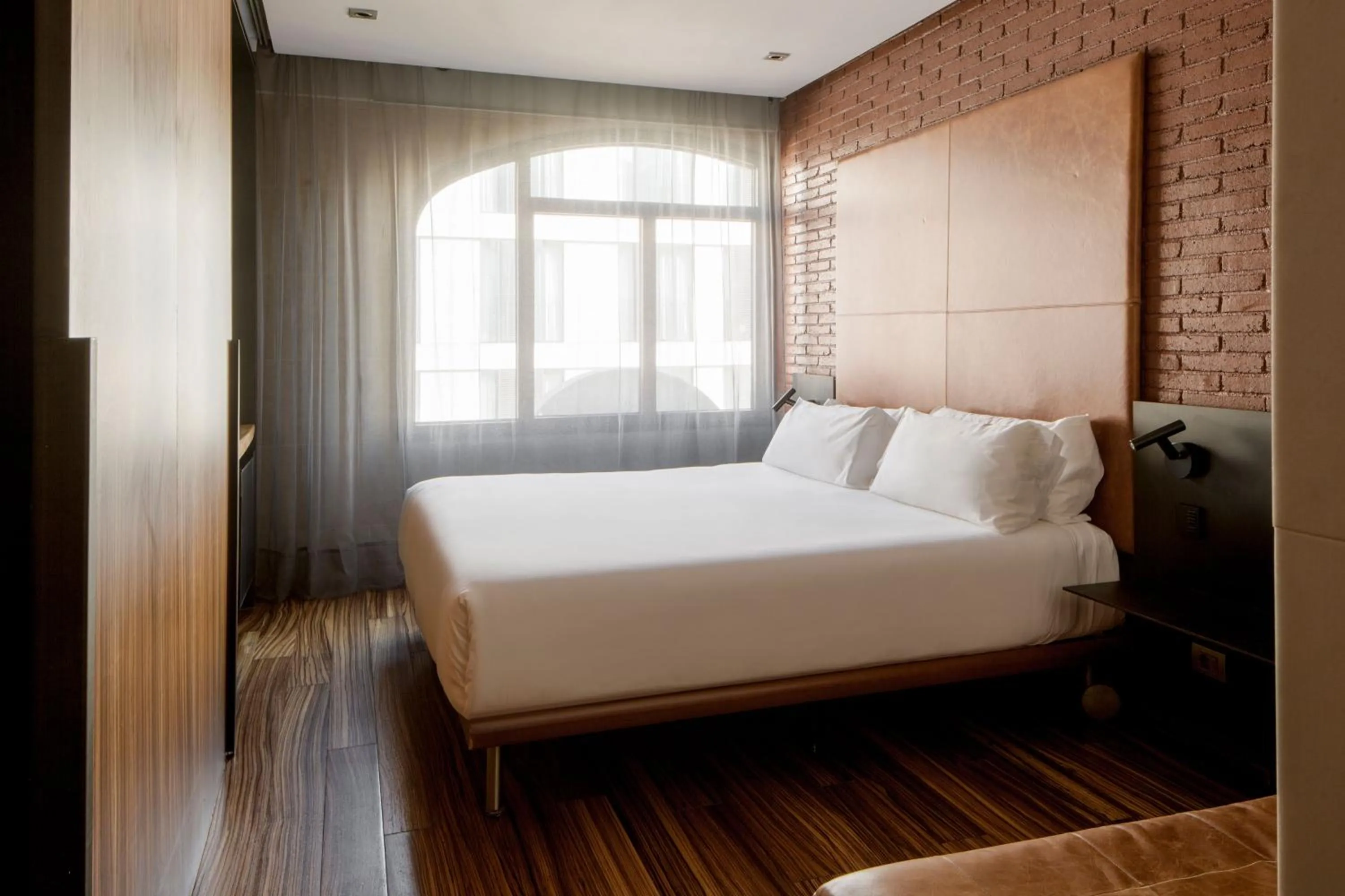 Bed in Hotel Granados 83, a member of Preferred Hotels & Resorts
