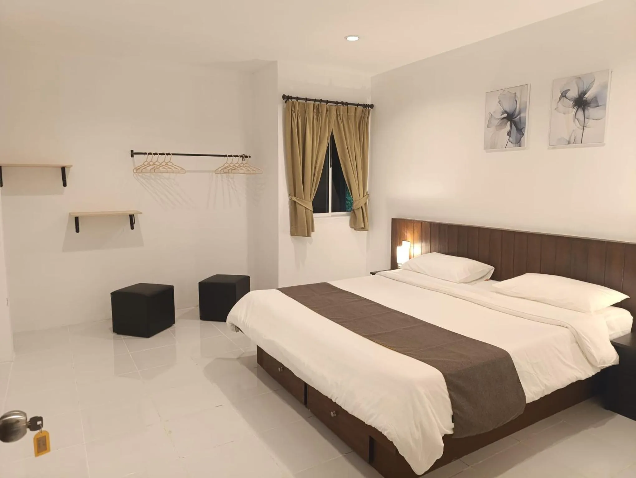 Bed in Phuket Jungle Experience Resort